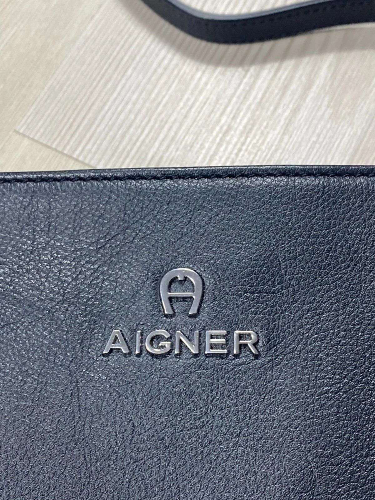 Aigner Aigner Black Leather Crossbody Bag Zip Size ONE SIZE - 2 Thumbnail
