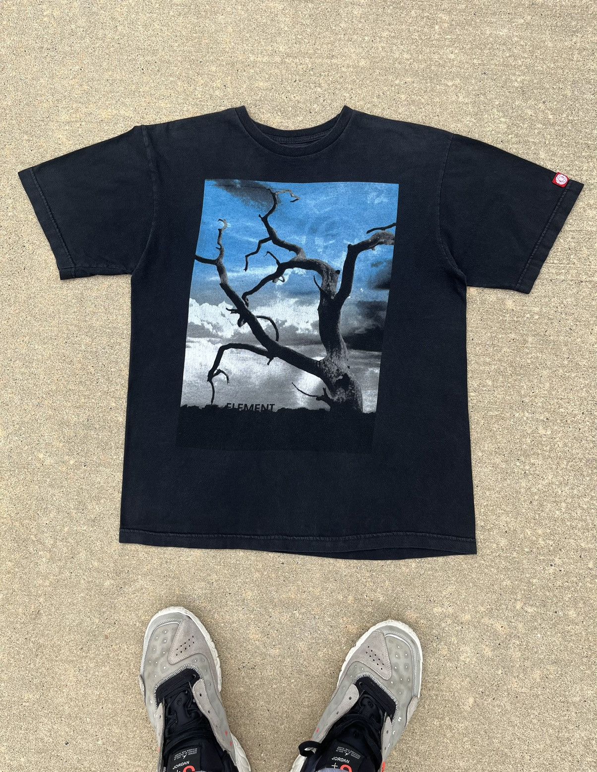 Element VINTAGE Y2K ELEMENT SKATEBOARDS T-SHIRT Size US L / EU 52-54 / 3 - 2 Thumbnail