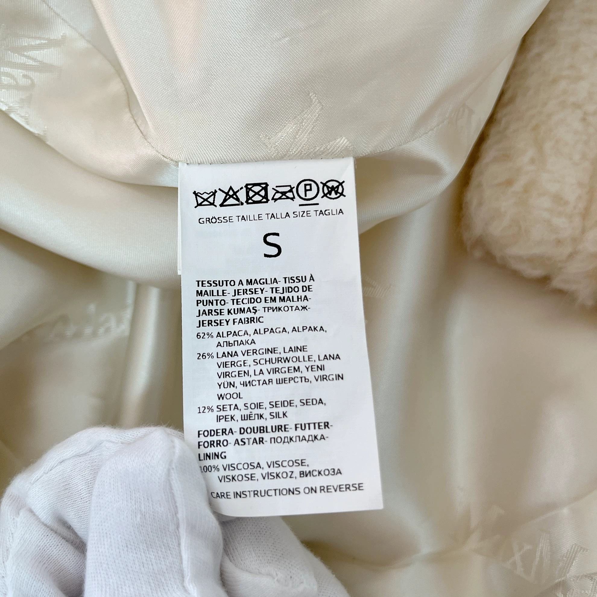 Max Mara Maxmara White Teddy Coat S 8705 Size S / US 4 / IT 40 - 8 Thumbnail