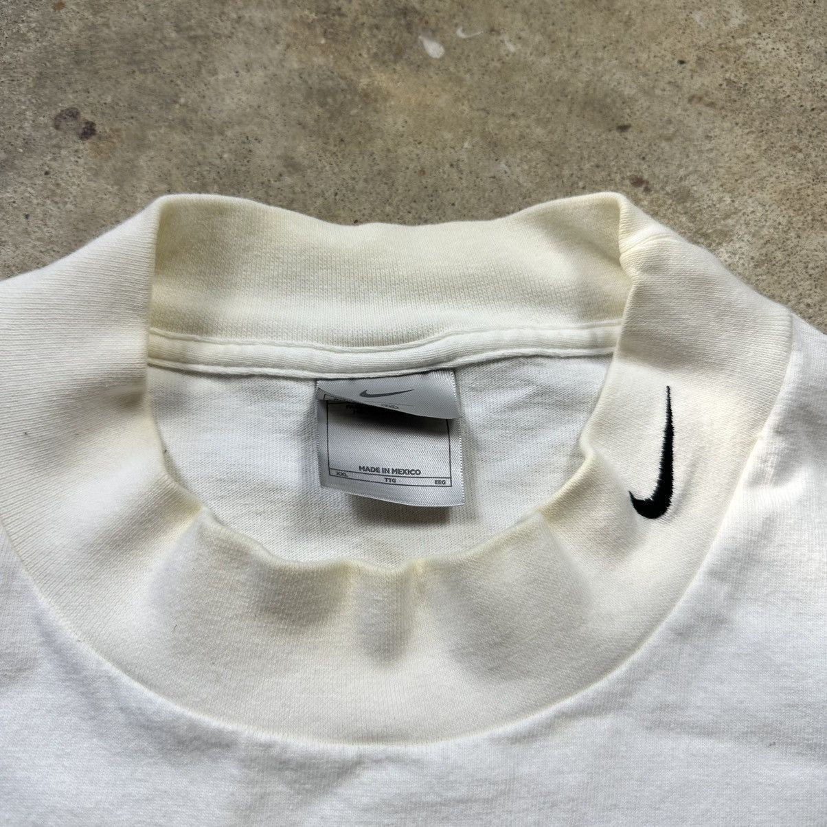 Nike Vintage Y2K Baggy White Nike Long Sleeve Shirt Size XXL Size US XXL / EU 58 / 5 - 3 Thumbnail