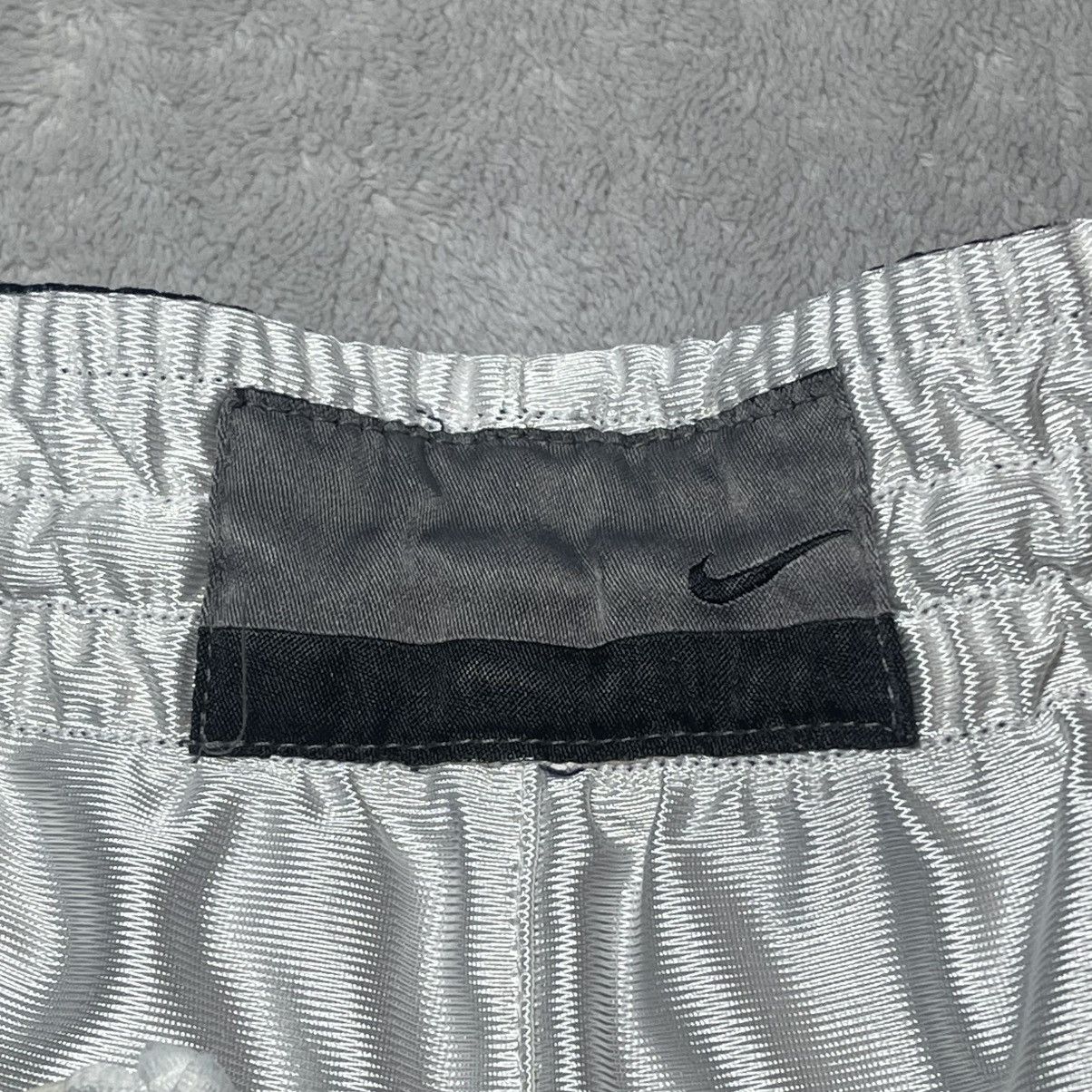Nike Vintage Nike Mens XL Reversible Basketball Shorts Blue Y2K Size US 36 / EU 52 - 5 Thumbnail