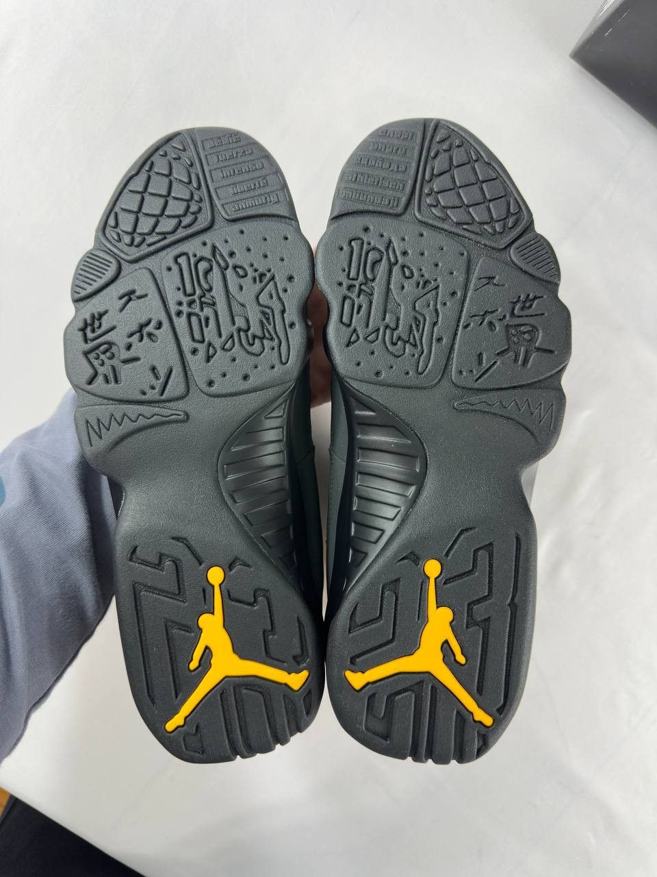 Nike Nike Air Jordan 9 Retro ‘Dark Charcoal University Gold’ Size US 8.5 / EU 41-42 - 7 Thumbnail