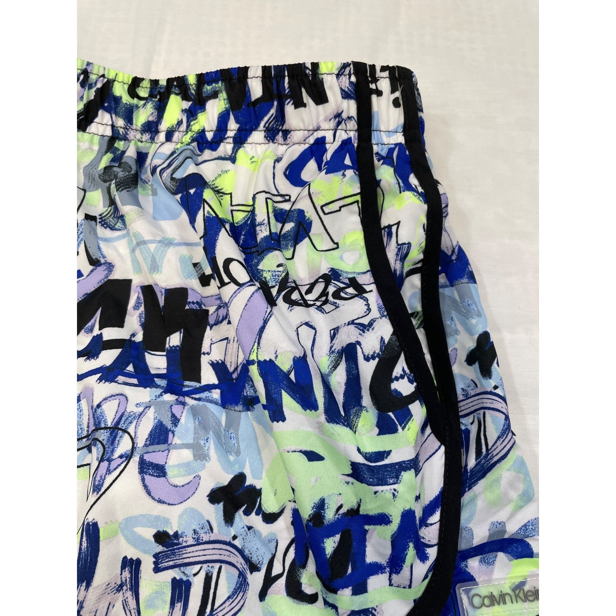 Calvin Klein Calvin Klein Women's Blue/Multi Graphic Running Shorts Size Size 38" / US 16 / IT 52 - 4 Thumbnail