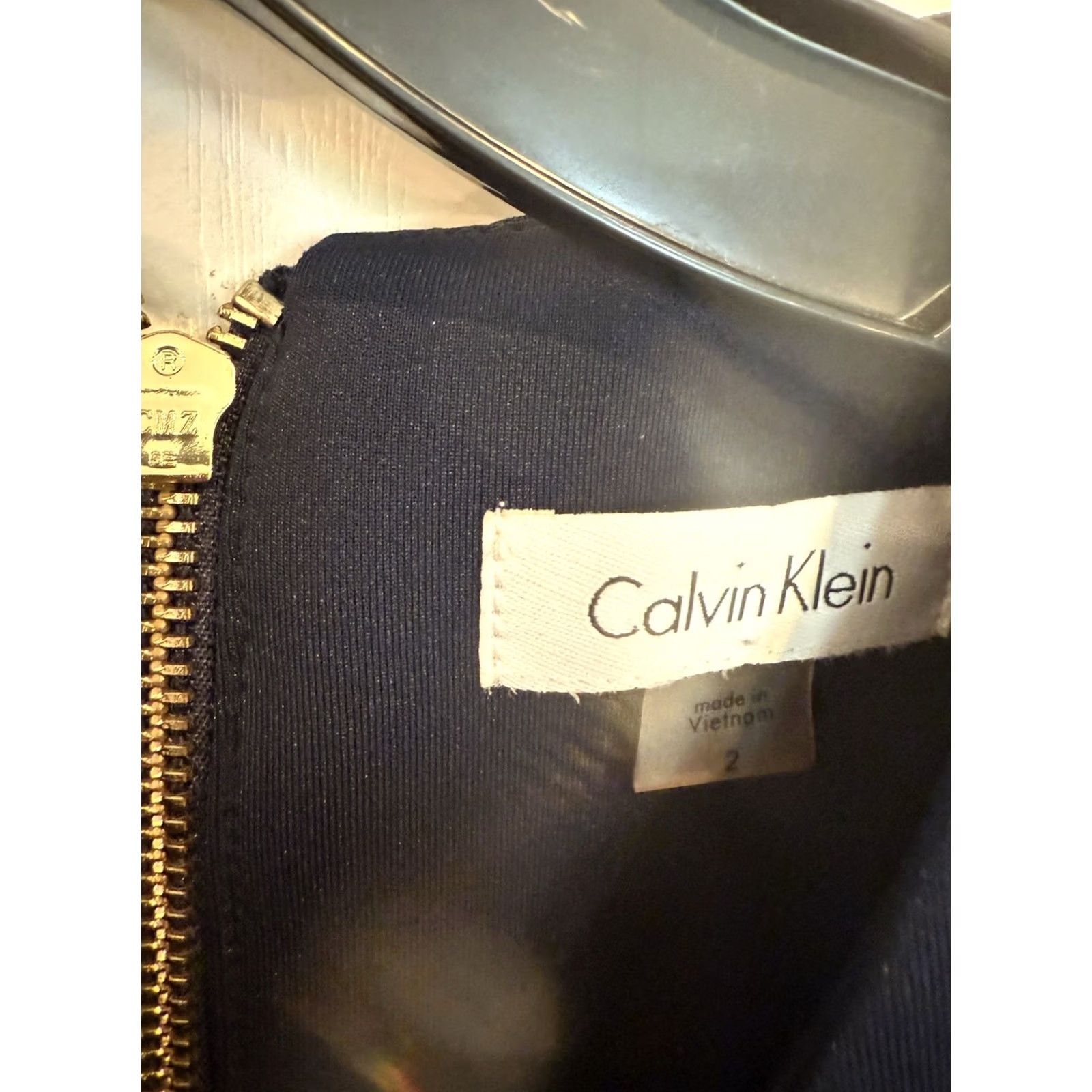 Calvin Klein Calvin Klein Dress Sleeveless Black Scuba Sheath Princess Seam Size 2 Women Knee Length Size XS / US 0-2 / IT 36-38 - 2 Thumbnail