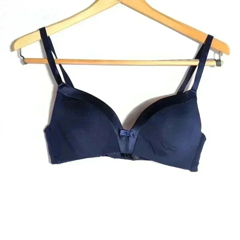 TCM TCM Navy Blue Bra Tchiro Certified Merchandise sz 34 B Size ONE SIZE - 1 Thumbnail