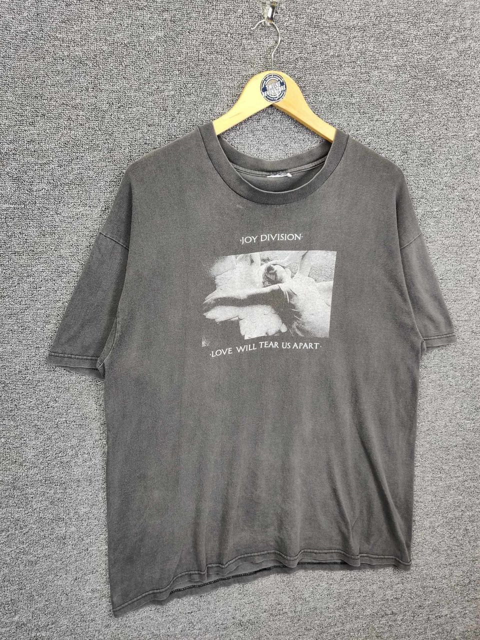 Band Tees Vintage Joy Division Love Will Tear Us Apart Band Tee Tshirt Size US XL / EU 56 / 4 - 5 Thumbnail