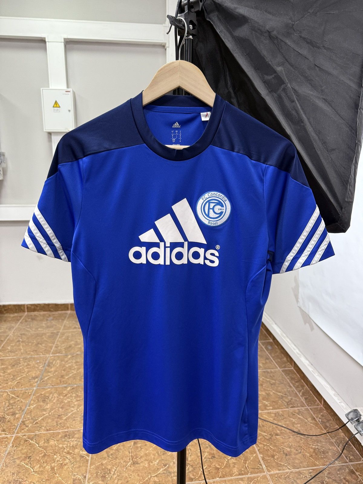 Adidas 🇨🇭 Vintage Adidas FC Concordia Basel Training Soccer Jersey Size US S / EU 44-46 / 1 - 1 Thumbnail