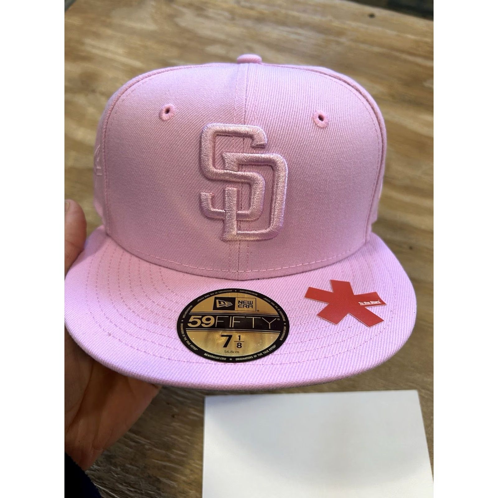 New Era VINTAGE San Diego Padres To The Stars Hat Tom Delonge MLB Flat Brim Sz 7 1/8 SOLD OUT Size ONE SIZE - 4 Thumbnail