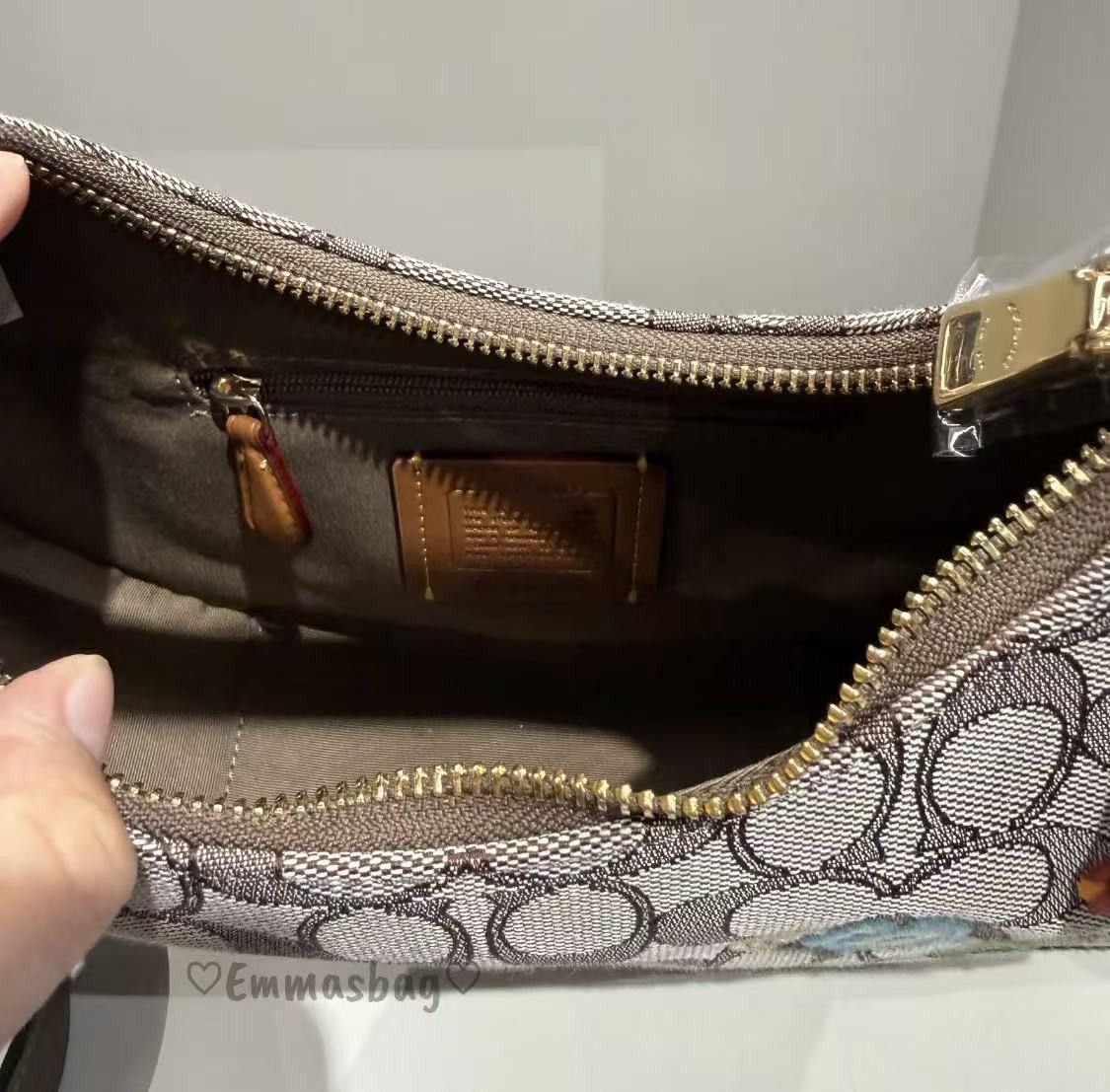 Coach Emily Shoulder Bag Signature Jacquard With Floral Embroidery Size ONE SIZE - 4 Thumbnail