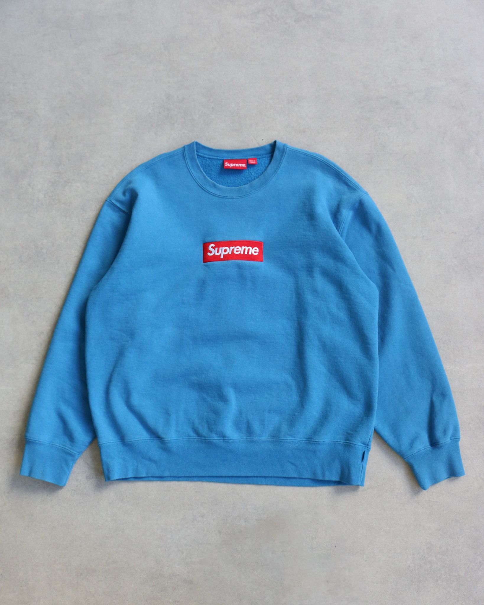 Supreme Supreme FW22 Box Logo Crewneck | Grailed
