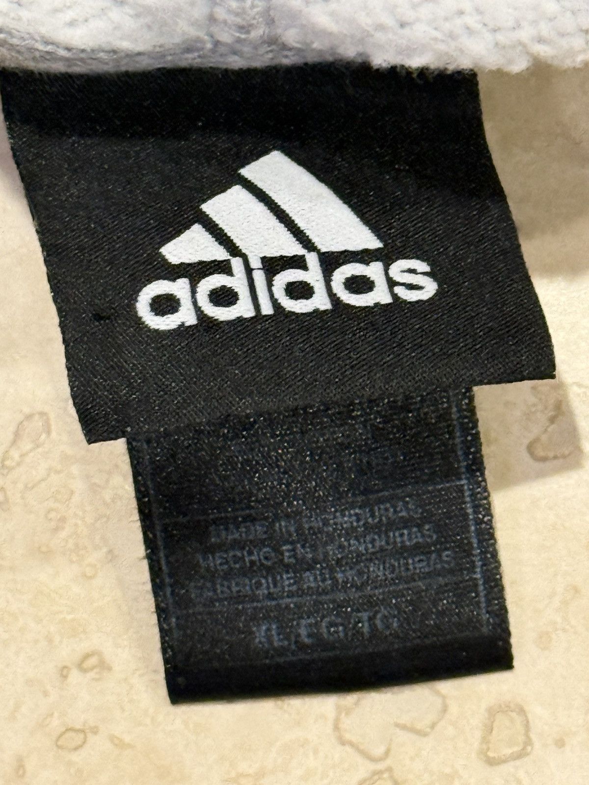 Adidas Vintage Adidas Collage light grey hoodie Size US XL / EU 56 / 4 - 4 Thumbnail