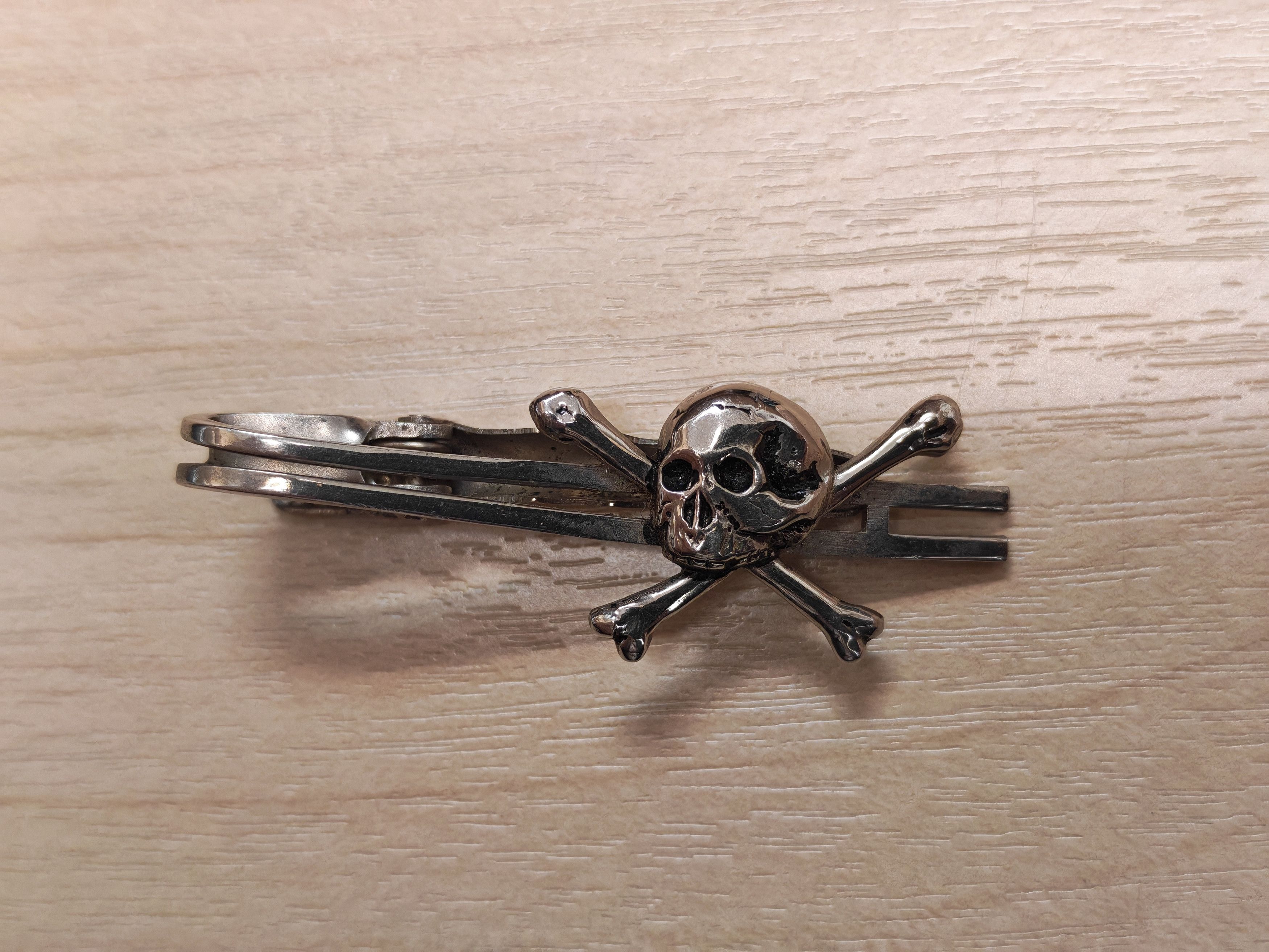Other Stylish Men's Skull Design Bright Polish Fashion Tie Clips Size ONE SIZE - 1 Thumbnail