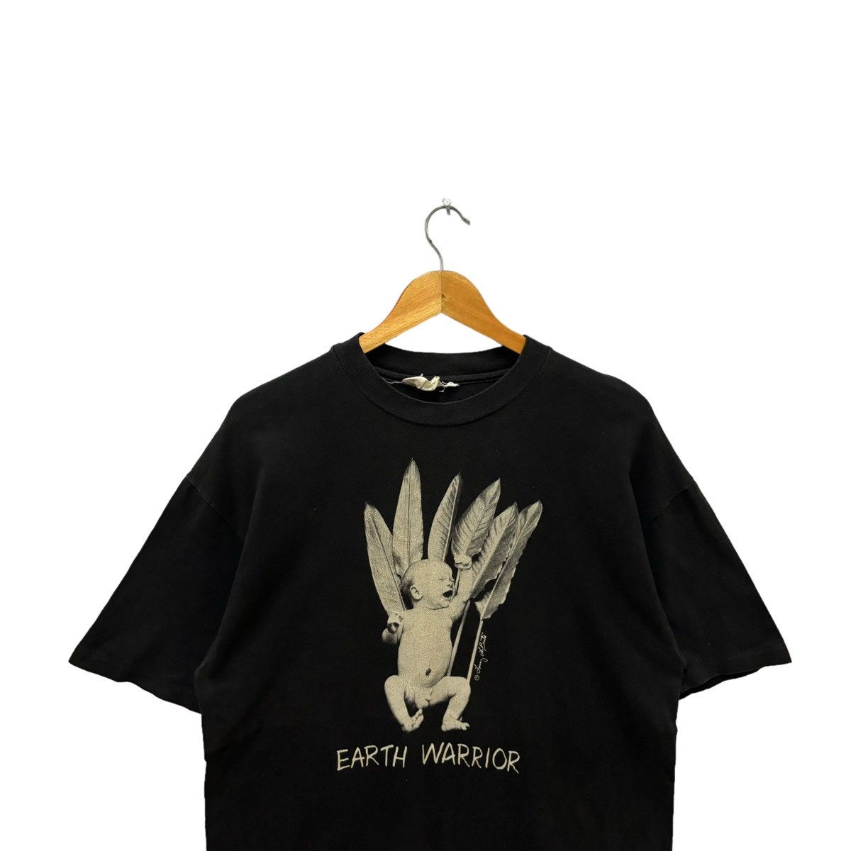 Vintage Vintage Art Earth Warrior Graphic Tshirt Size US L / EU 52-54 / 3 - 2 Thumbnail