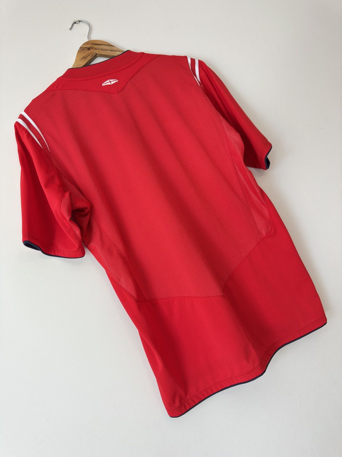 Umbro Vintage England 2004-2005 Away Soccer Jersey Football Shirt Size US M / EU 48-50 / 2 - 8 Thumbnail