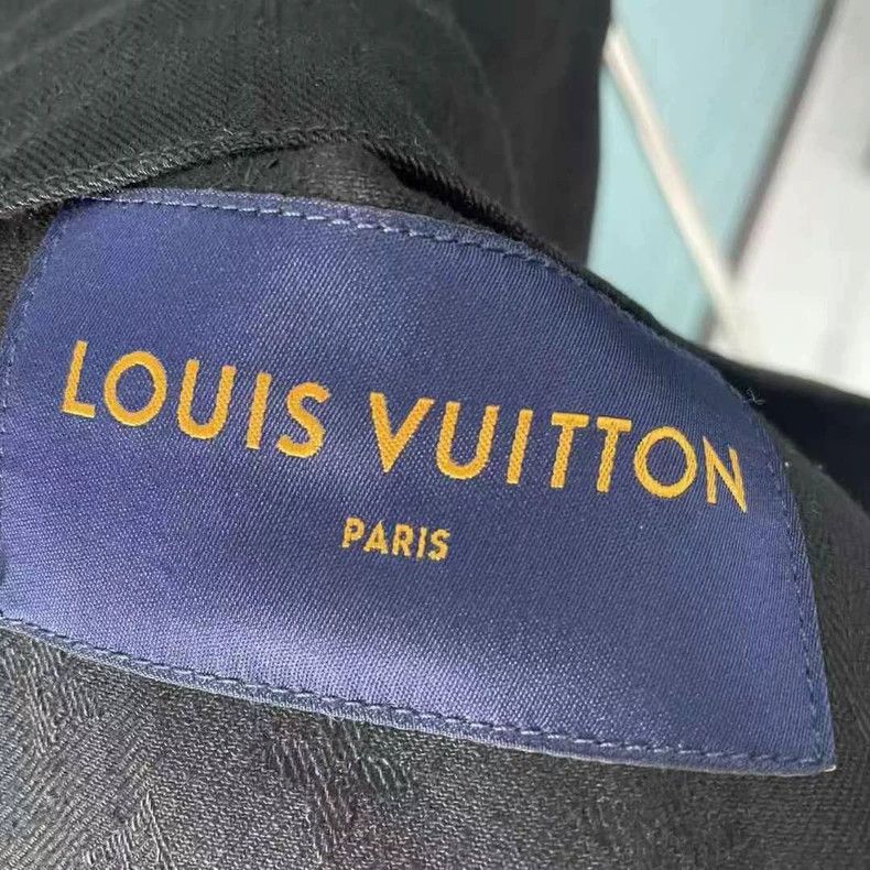 Louis Vuitton Louis Vuitton Black denim jacket Size US M / EU 48-50 / 2 - 3 Thumbnail