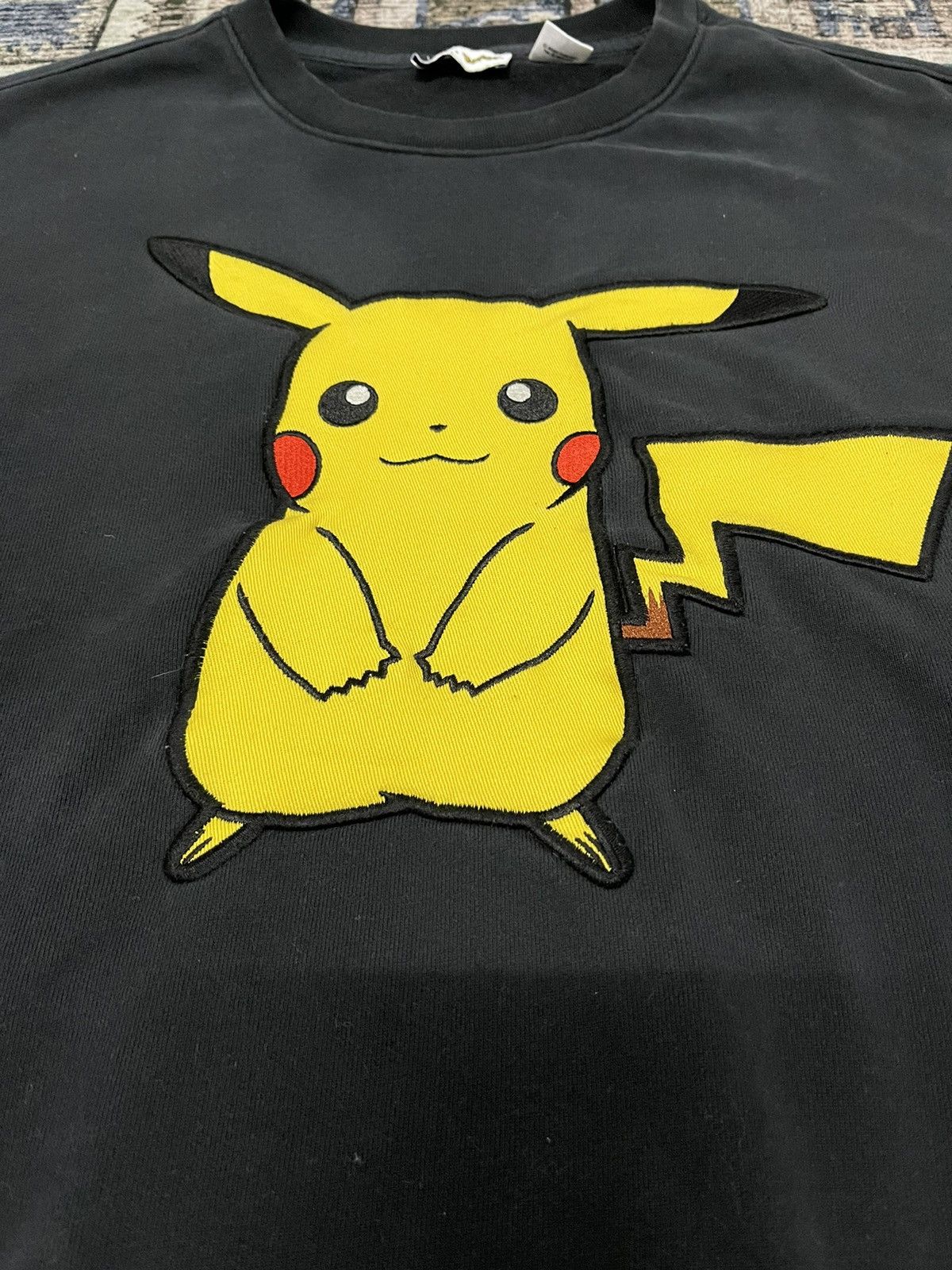 Levi's × Pokemon VINTAGE LEVI’S X POKEMON 25th ANNIVERSARY TEE VERY RARE Size US L / EU 52-54 / 3 - 2 Thumbnail