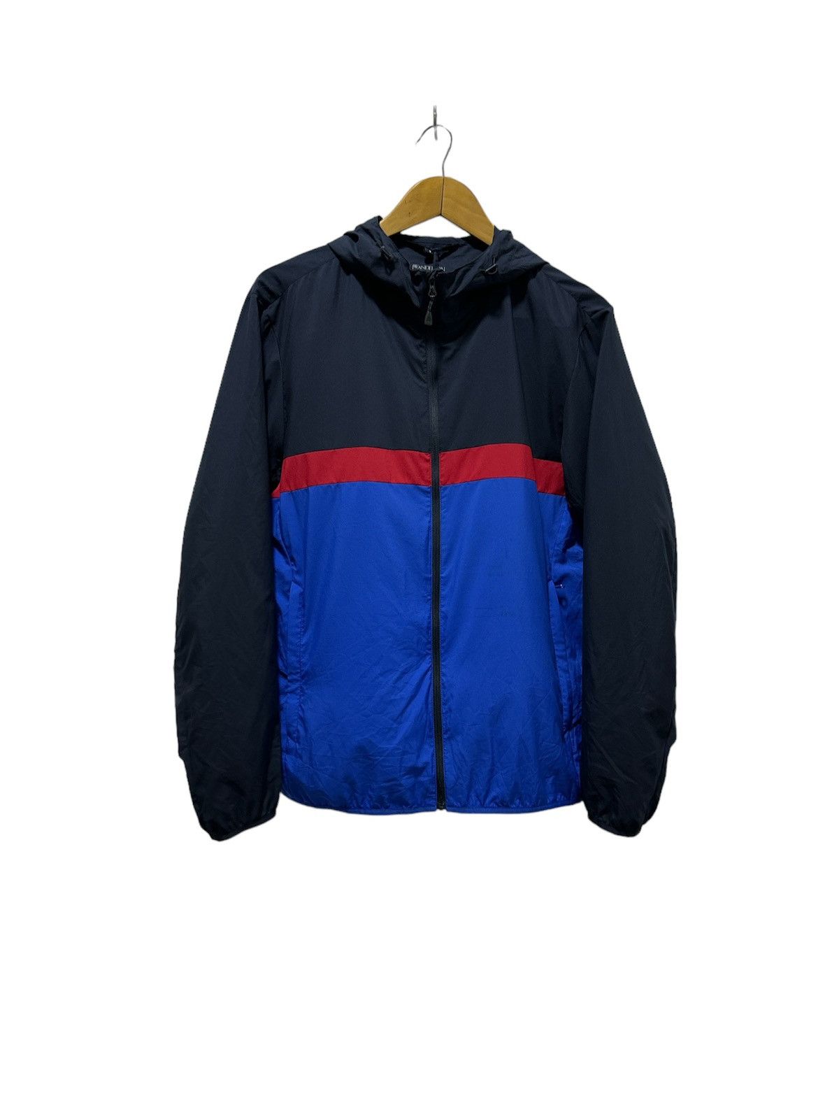 J.W.Anderson X Uniqlo Windbreaker Jacket 3 color Design