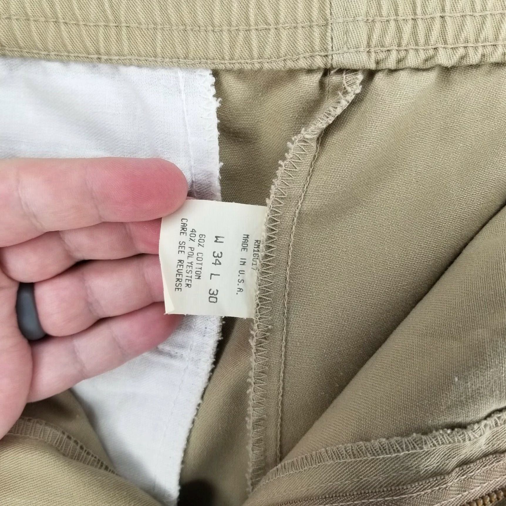 Vintage Mens Oakton Chino Pants 34x30 Beige Elastic Waist Regular Mens Size US 34 / EU 50 - 2 Thumbnail