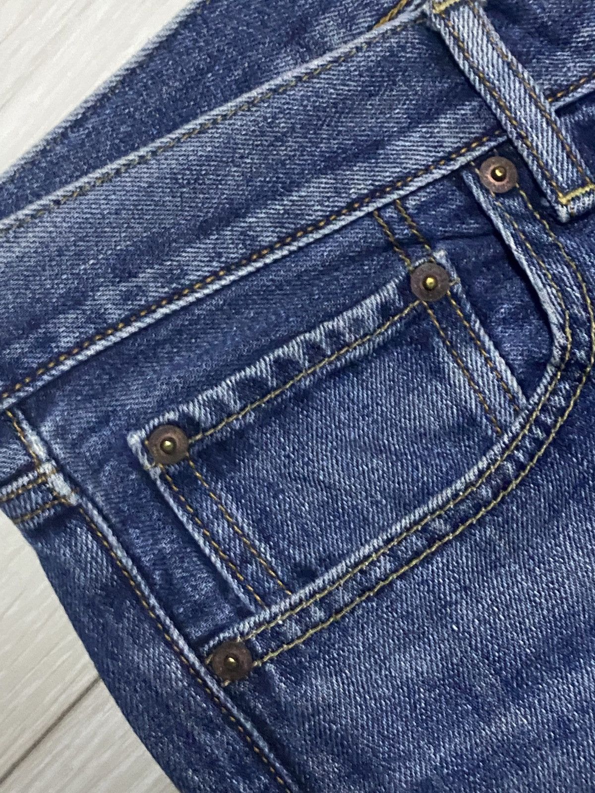 Uniqlo Vintage uniqlo Blue Wash Distressed Loose Jeans Size US 35 - 7 Thumbnail