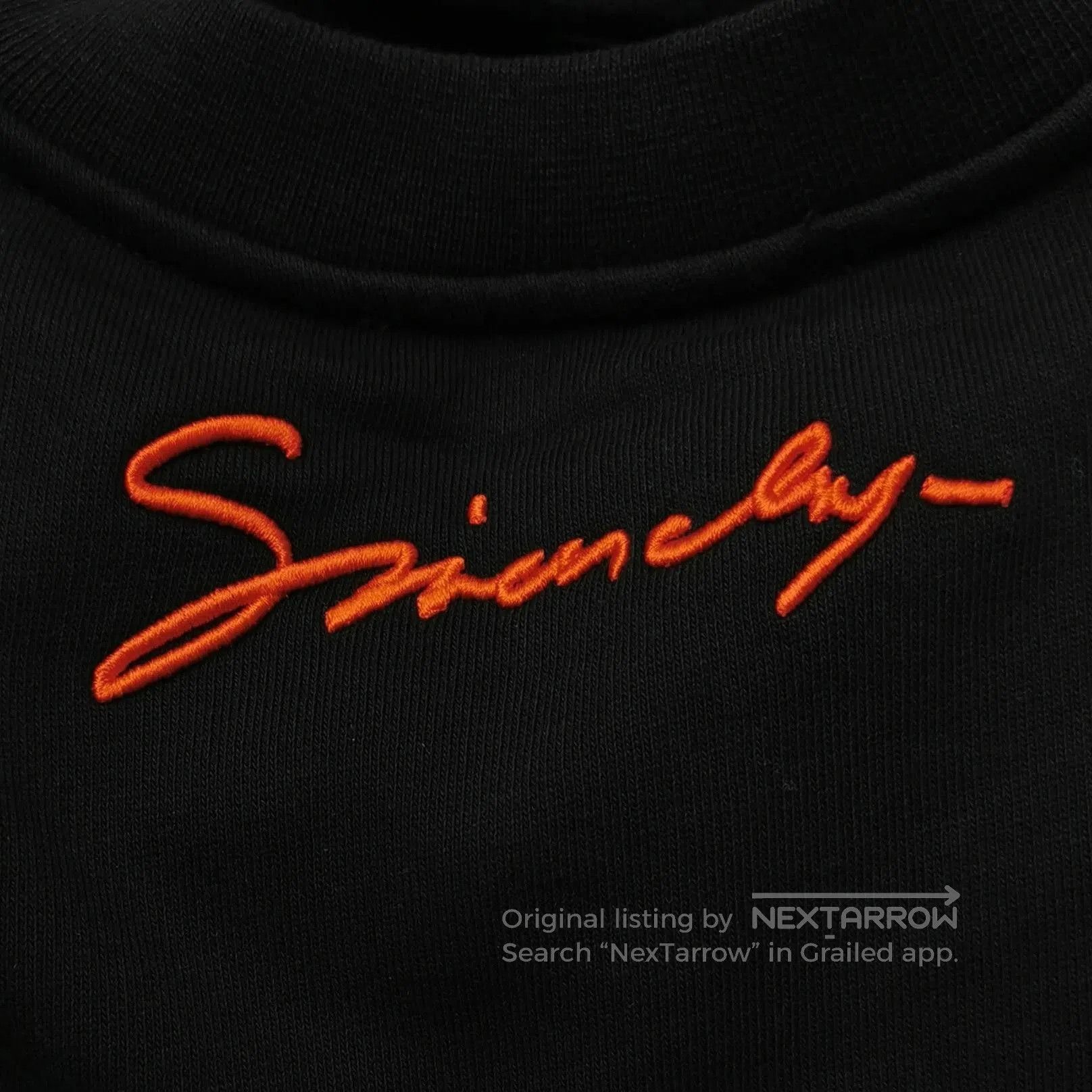 Givenchy XS Cotton Lion Graphic Crewneck Sweatshirt.