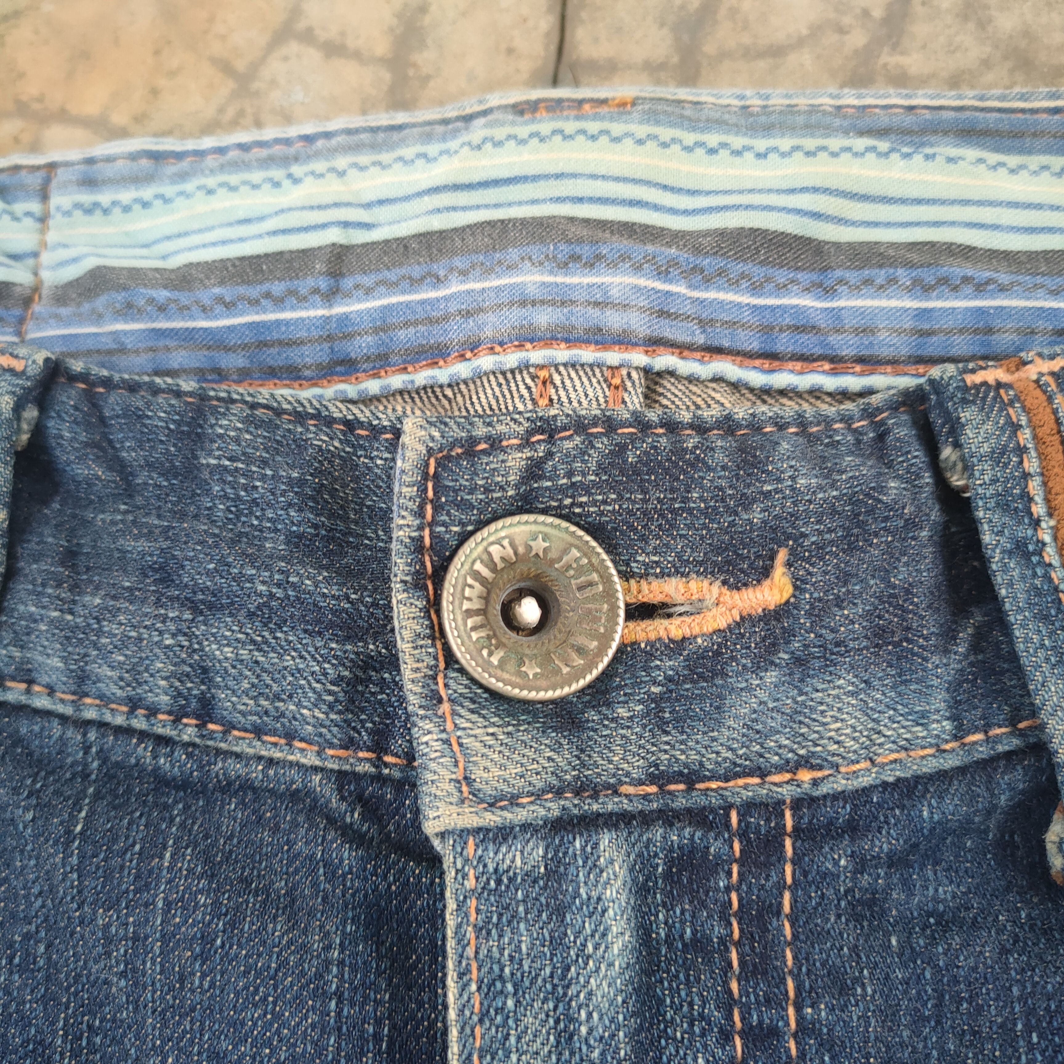 Edwin VINTAGE EDWIN RUSTY FADED RIPPED DISTRESSED JEANS PANTS Size US 34 / EU 50 - 6 Thumbnail