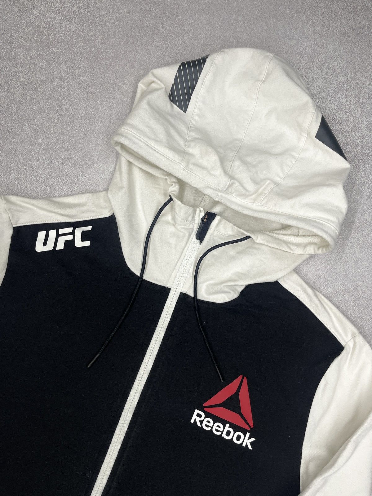 Reebok Mens Reebok UFC Conor McGregor Zip Hoodie Size M Size US M / EU 48-50 / 2 - 10 Thumbnail