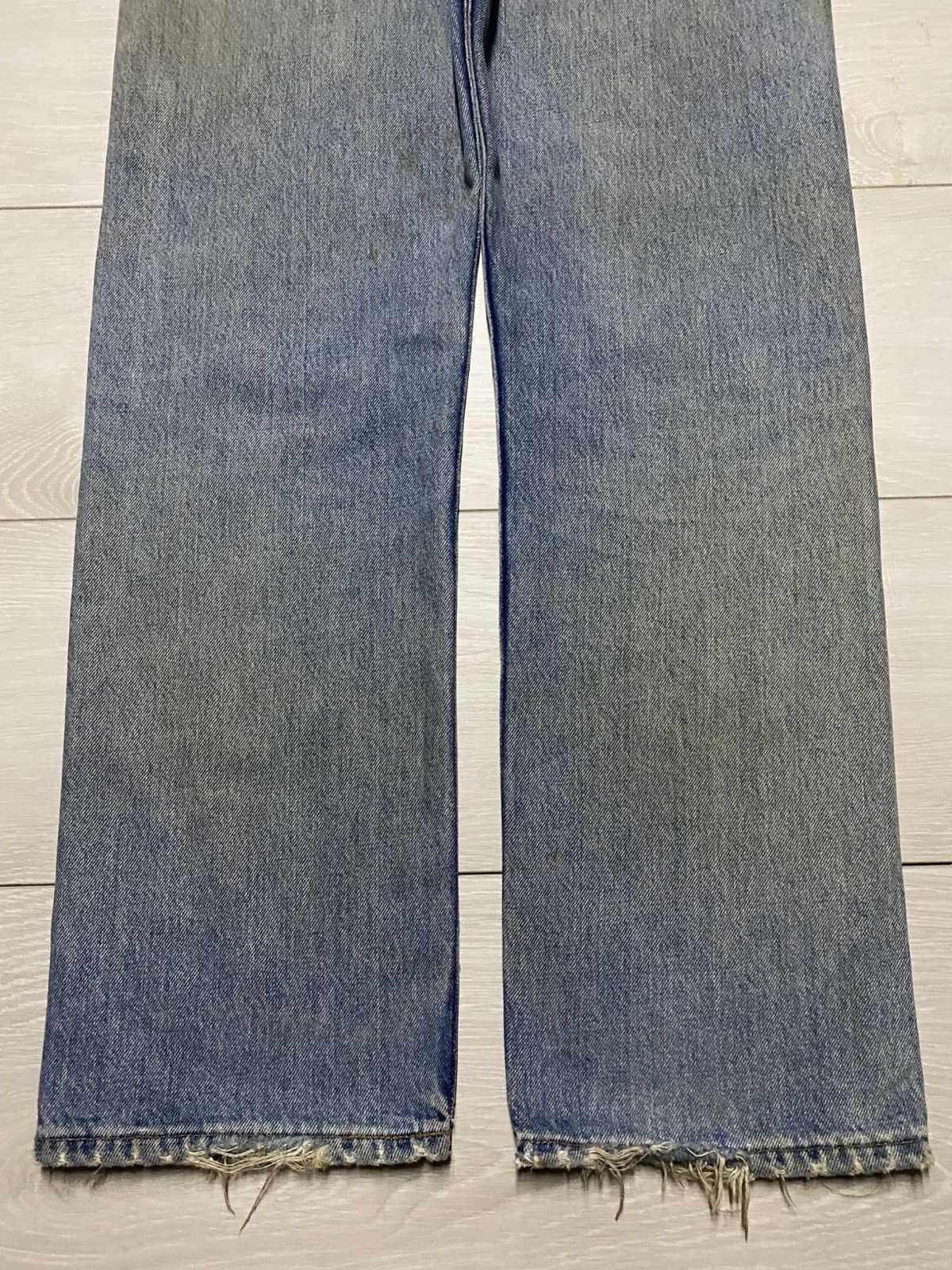 Levi's Vintage Clothing Vintage Levis 501 90s Grunge ButtonFly Distressed Jeans Size US 30 / EU 46 - 6 Thumbnail