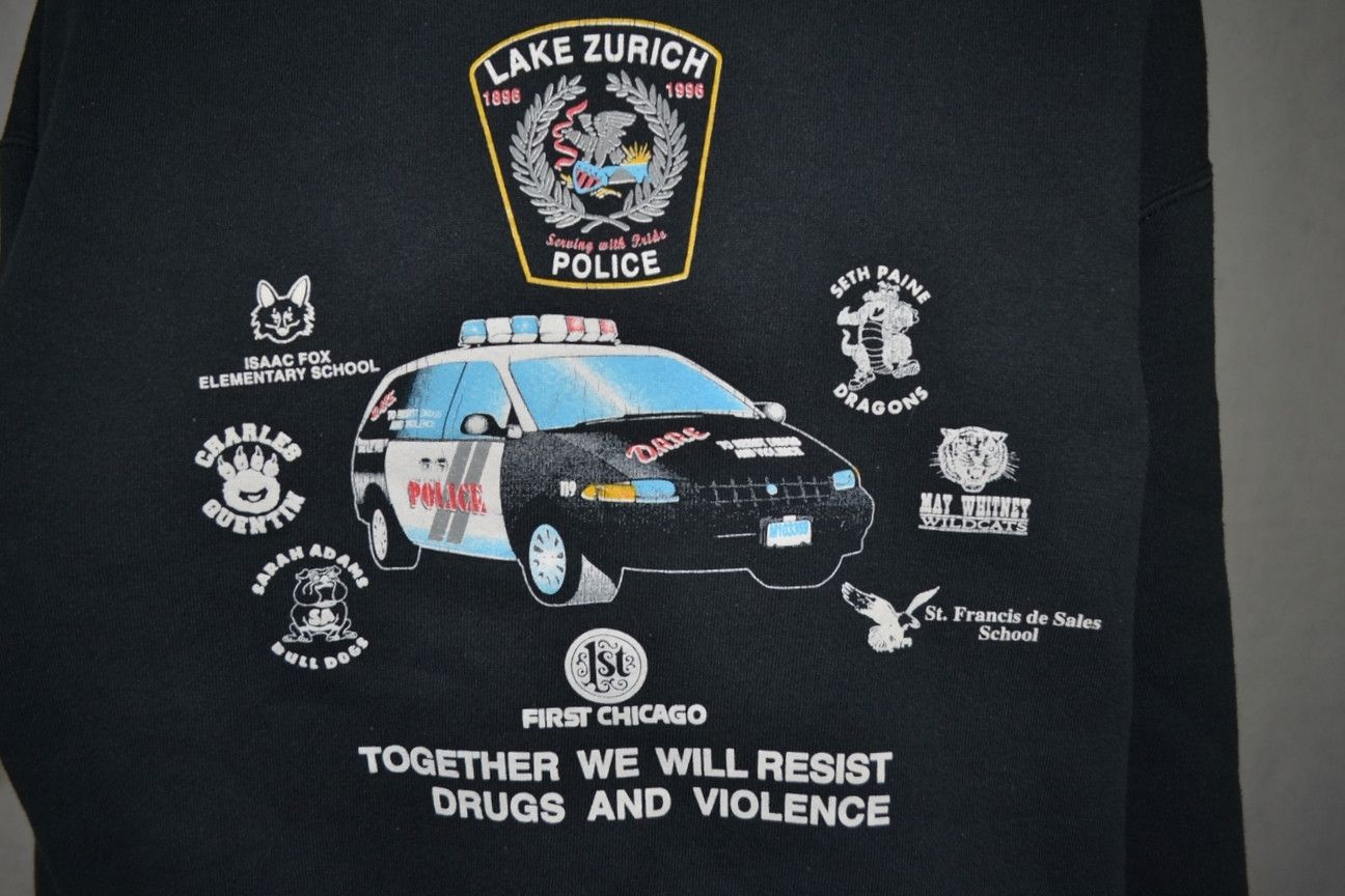 D.A.R.E 1996 D.A.R.E Chicago Police Drugs and Violence Sweatshirt Size US XL / EU 56 / 4 - 4 Thumbnail