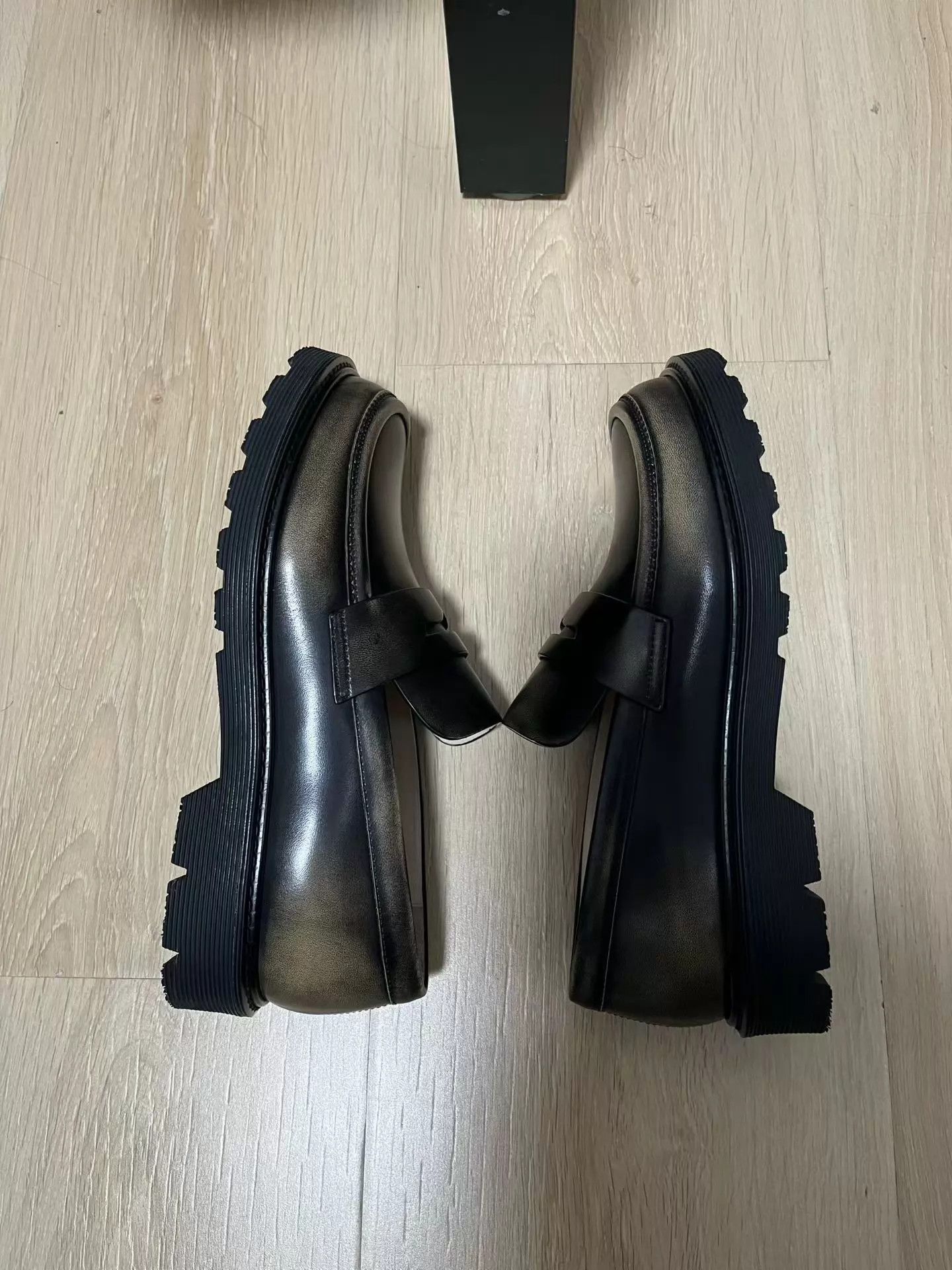 Loewe LOEWE Loafer EU 37 Worn Once Original Box & Accessories Size US 6.5 / IT 36.5 - 4 Thumbnail
