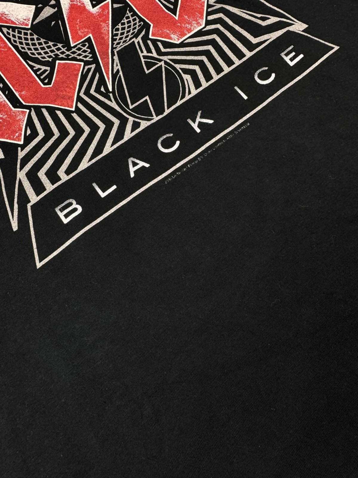 AC/DC Vintage 2008 AC/DC black ice graphic band tee 00s Y2K 2000s Size US L / EU 52-54 / 3 - 6 Thumbnail