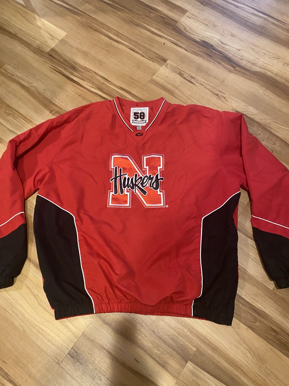 Vintage Vintage Nebraska Cornhuskers Windbreaker Size US XL / EU 56 / 4 - 2 Thumbnail