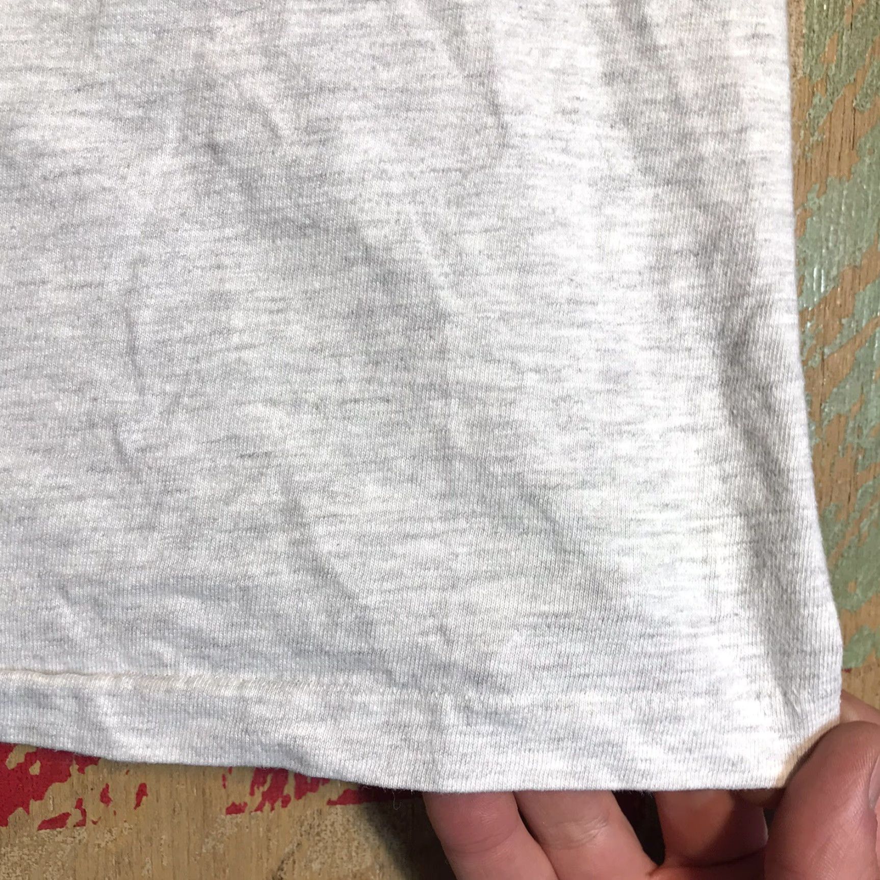 Hanes VINTAGE 90s HANES T-SHIRT Wolf Florida Gray USA Mens 2XL Crew Neck Short Sleeve Cotton Blend Made in USA Nature Wildlife Size US XXL / EU 58 / 5 - 3 Thumbnail