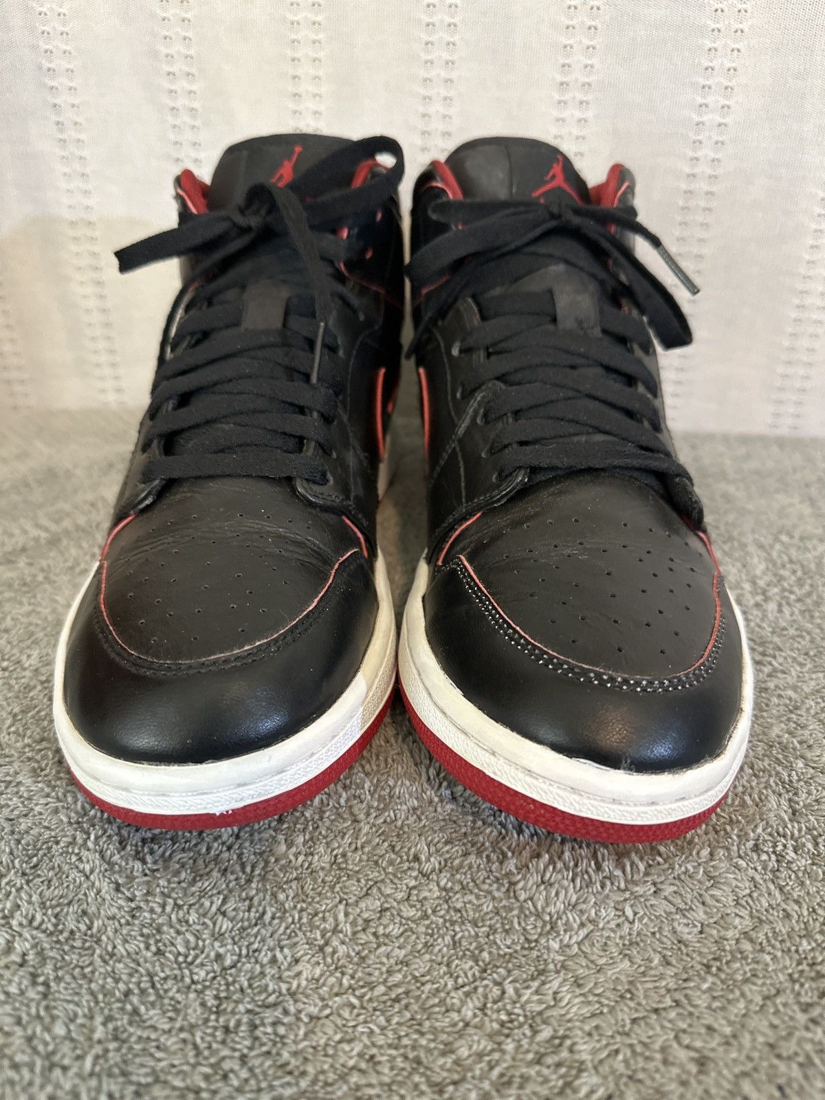 Jordan Brand Air Jordan1 Mid 'Radio Raheem Shoes Size US 9.5 / EU 42-43 - 3 Thumbnail