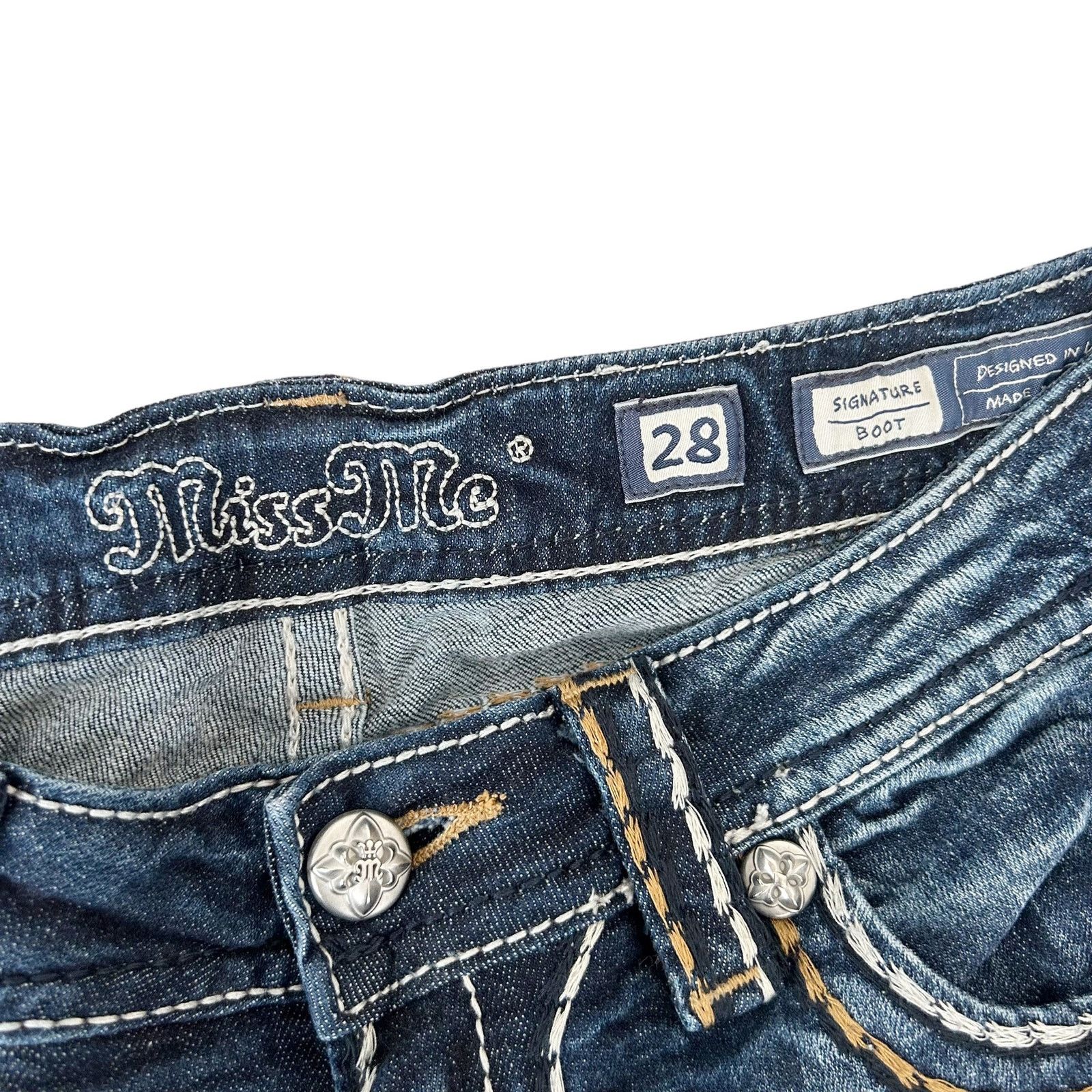 Miss Me Miss Me Signature Boot Cut Flap Pocket Jeans Sz 28 Size 28" / US 6 / IT 42 - 5 Thumbnail