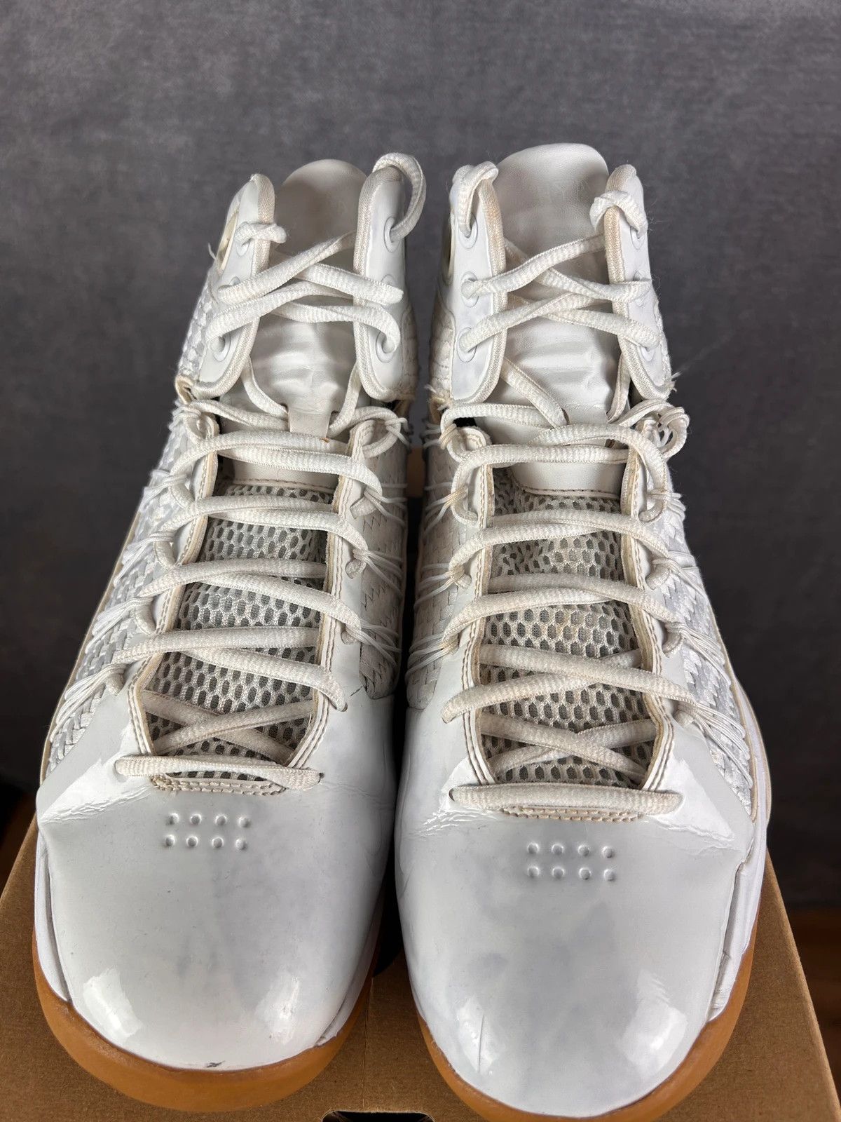 Nike Nike Hyperdunk Lux White Gold Gum white basketball boots Size US 10 / EU 43 - 6 Thumbnail