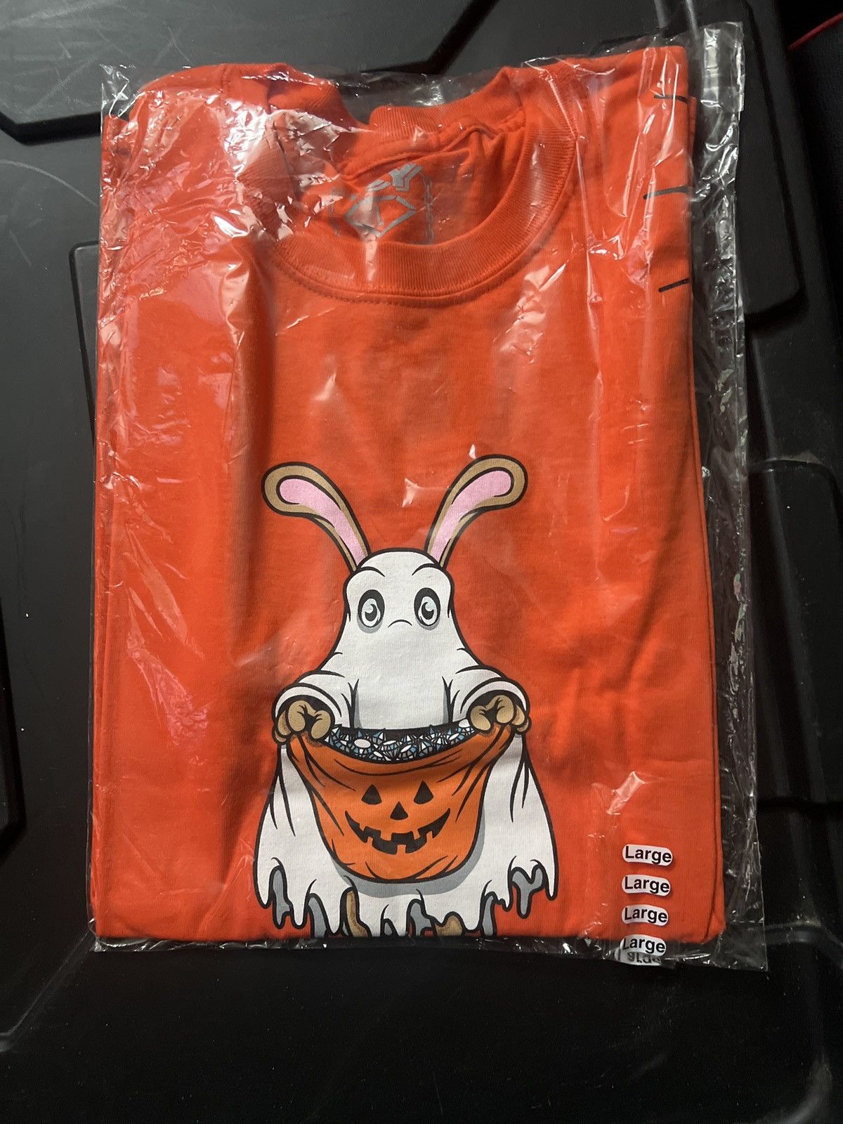 Icy Rabbit Icy Rabbit 2018 Halloween Tee Sealed Brand New Size US L / EU 52-54 / 3 - 1 Preview