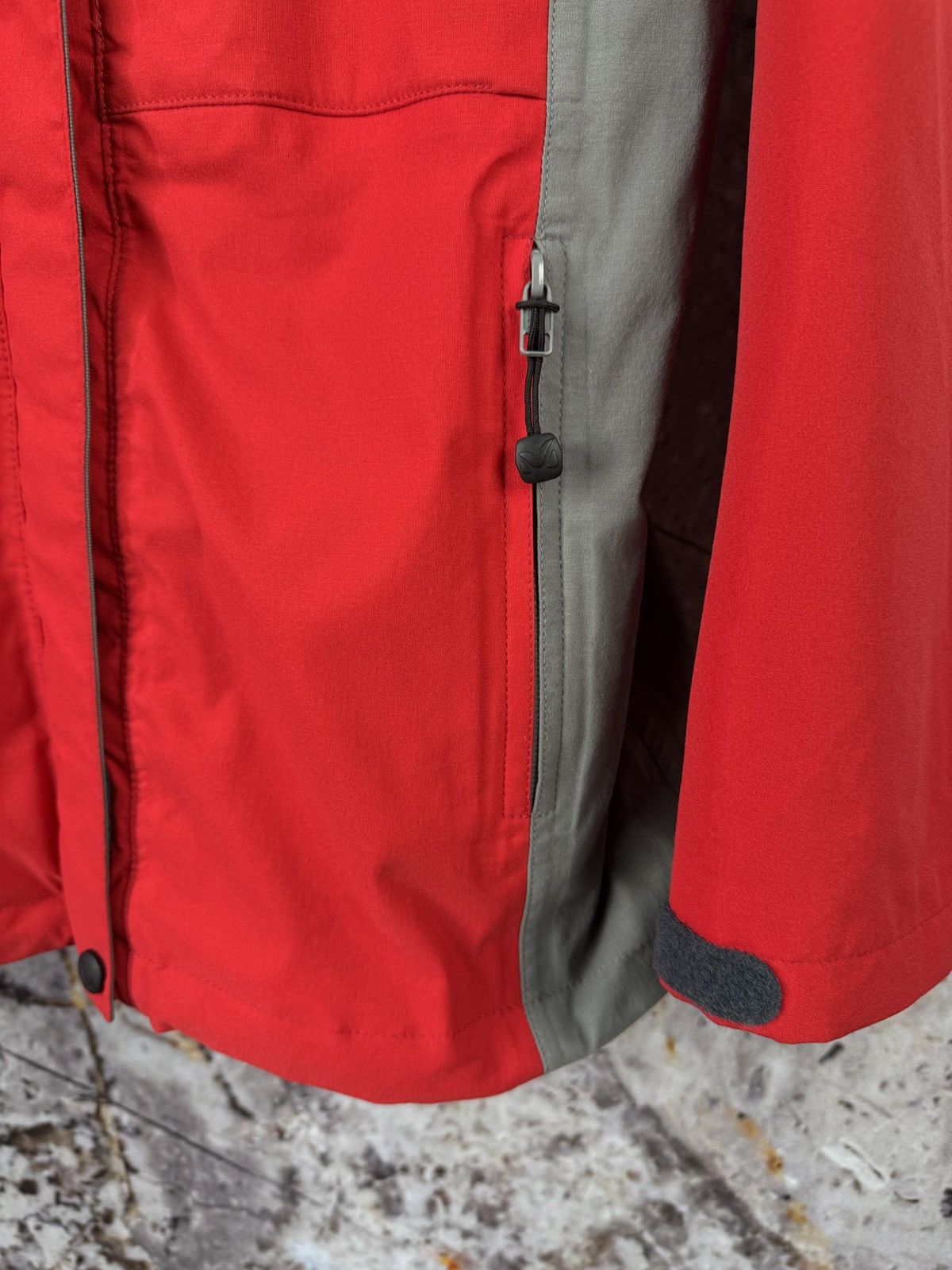 Other Women’s Millet Jacket Gore-Tex Outdoor Hiking Climbing Size M / US 6-8 / IT 42-44 - 6 Thumbnail