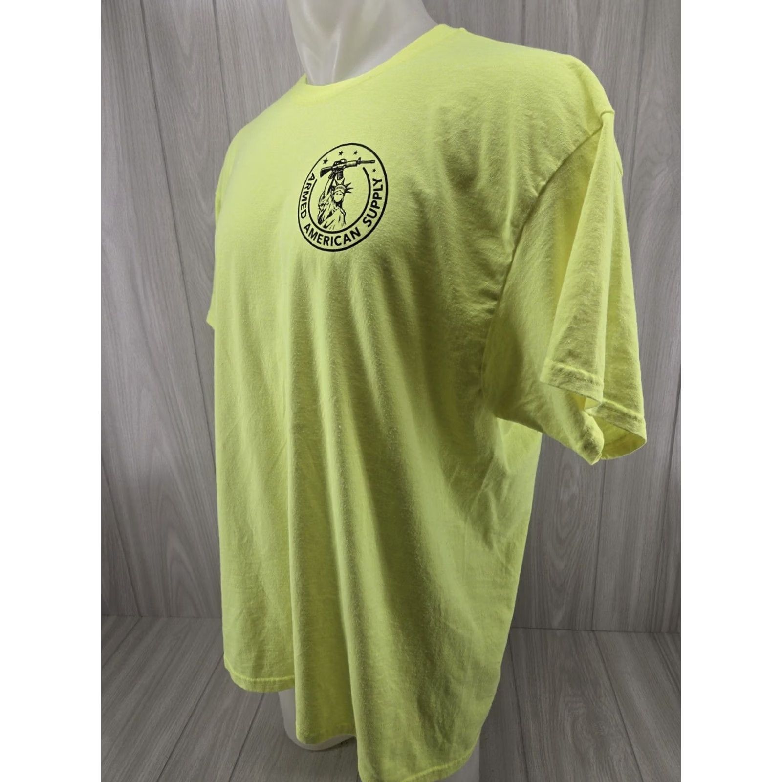Gildan VINTAGE Distressed Armed American Supply Green 2nd Shot Short Sleeve Men’s 2XL T-Shirt Size US 39 - 4 Thumbnail