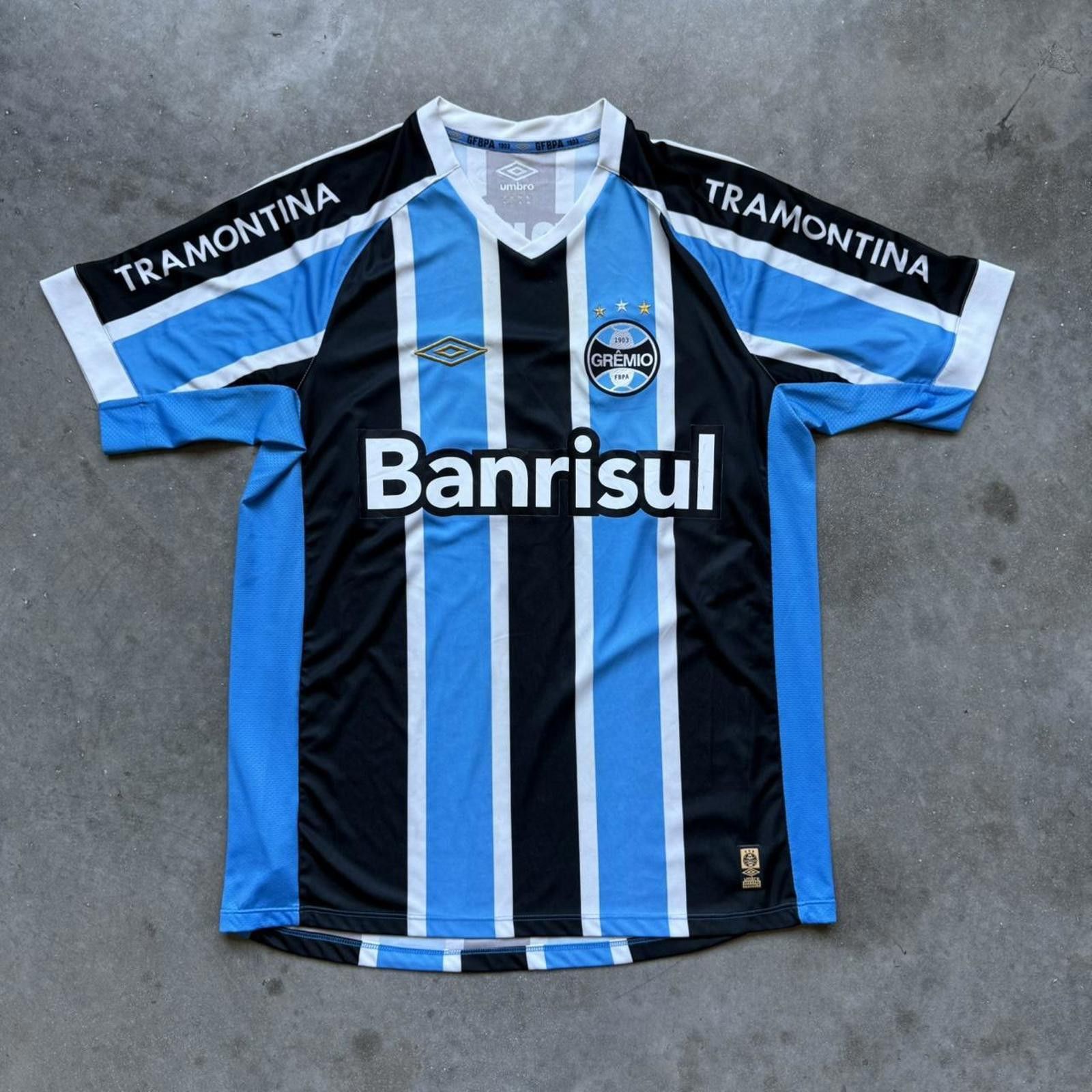 Umbro Umbro Gremino Porto Alégrense 2015 Soccer Futbol Jersey Size US XL / EU 56 / 4 - 1 Thumbnail