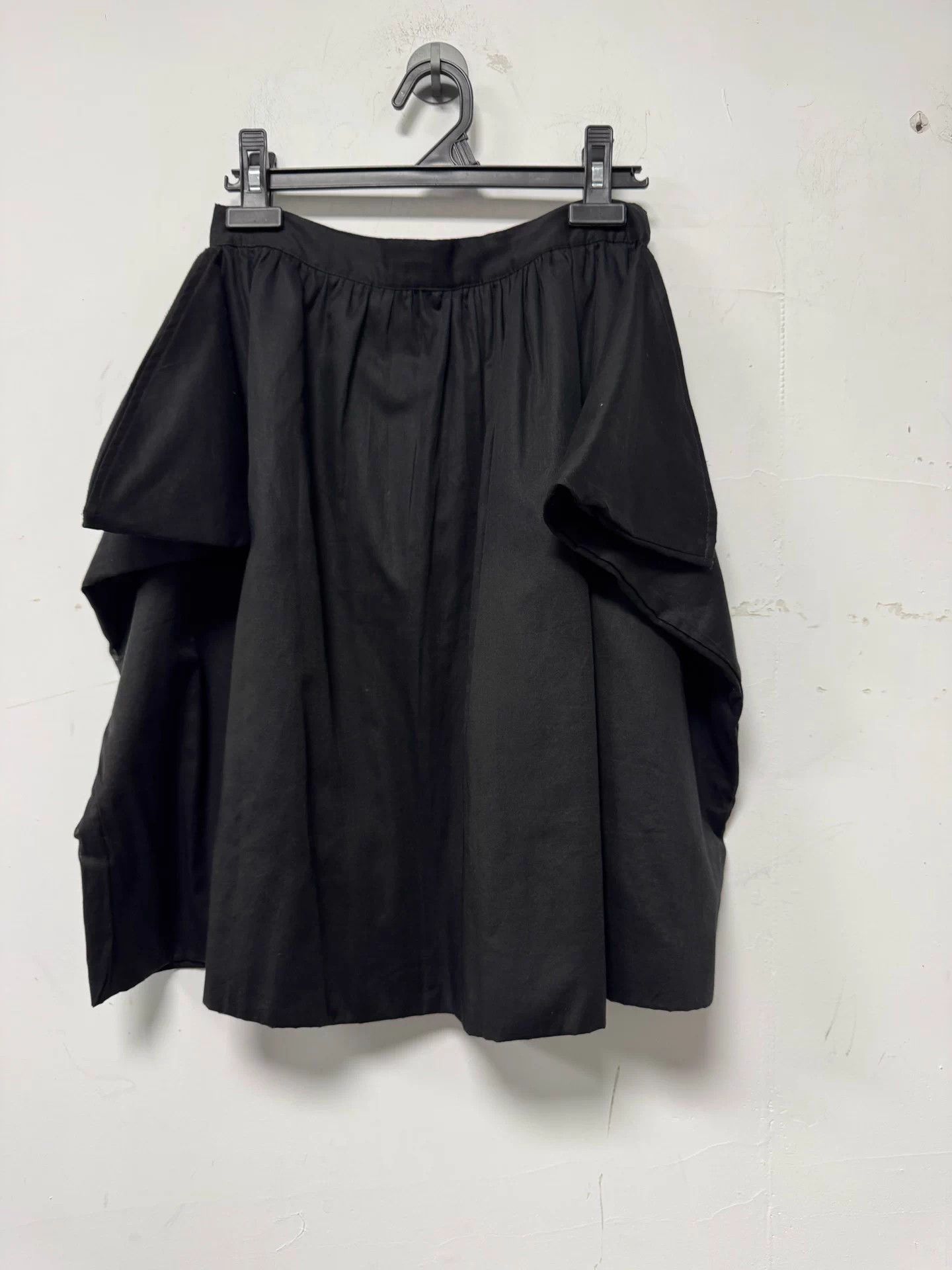 Other MAURIZIO PECORARO black asymmetric skirt Size 27" / US 4 / IT 40 - 1 Thumbnail