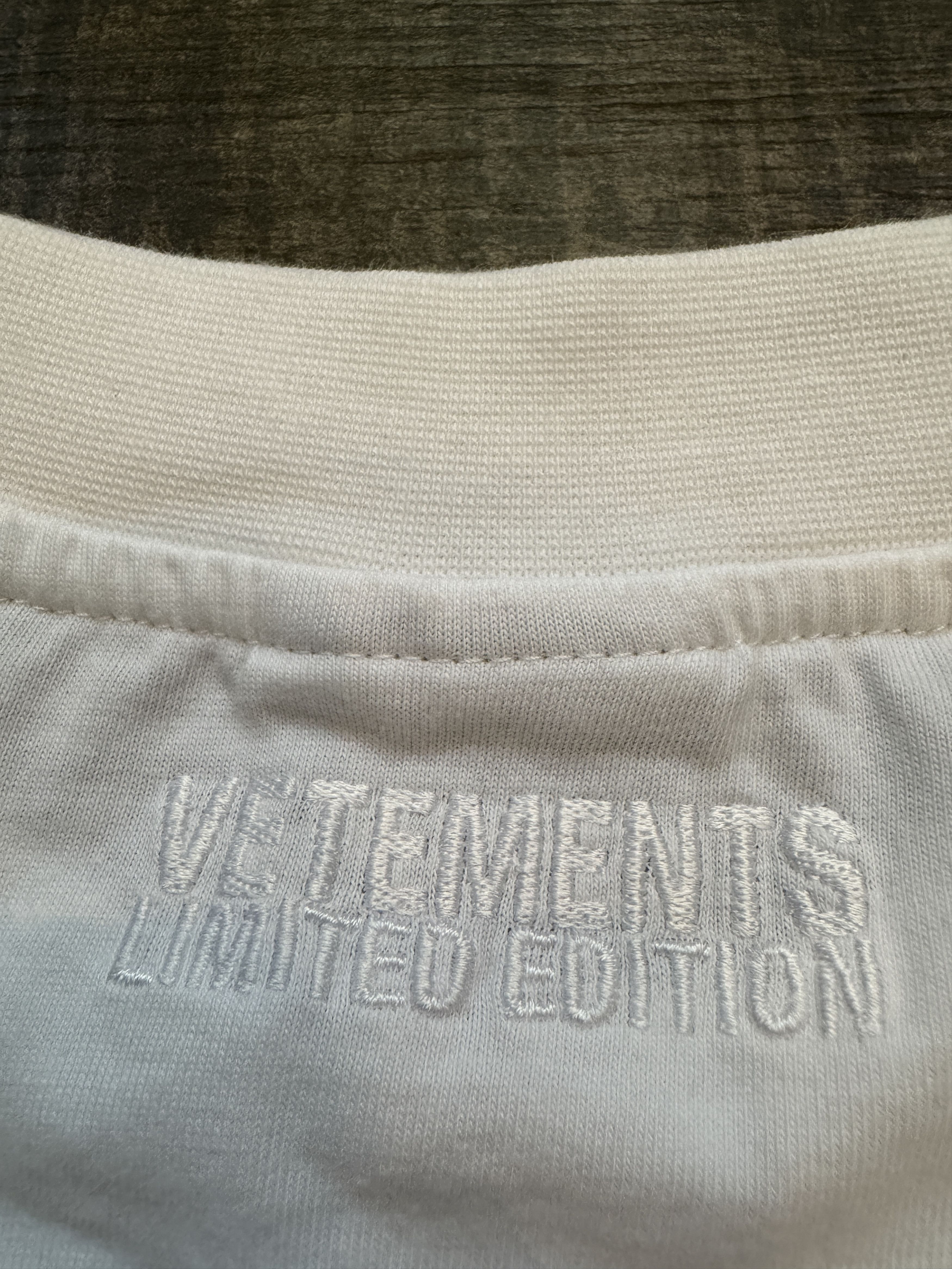 Vetements Vetements 5G Network Tee Size US XL / EU 56 / 4 - 5 Thumbnail