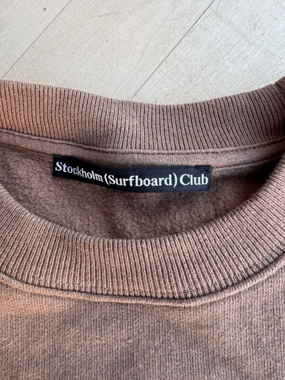 Stockholm Surfboard Club Stockholm Surfboard Club Brown Back Logo Sweatshirt sz M Size US M / EU 48-50 / 2 - 6 Thumbnail