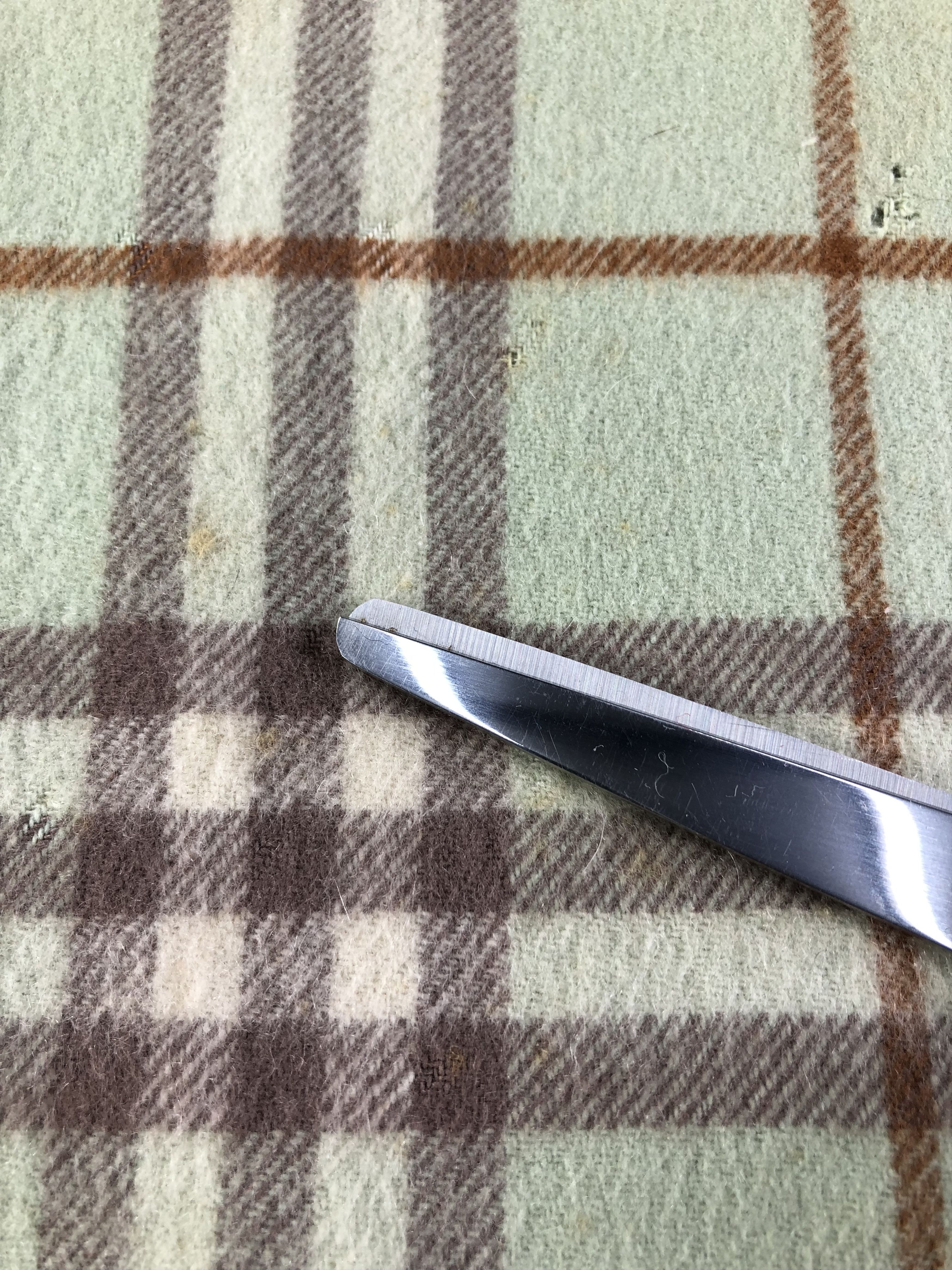 Burberry Burberrys Pure Cashmere Scarf / Muffler / Neckwear Size ONE SIZE - 7 Thumbnail