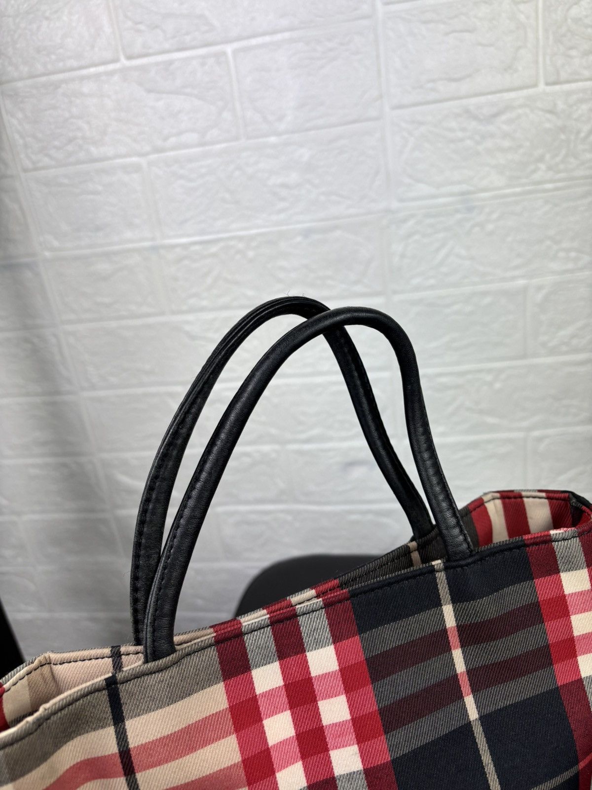 Burberry BURBERRY Nova Check Hand Bag Canvas Red Size ONE SIZE - 5 Thumbnail