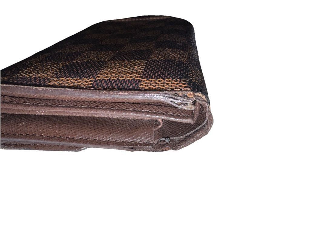 Louis Vuitton Louis Vuitton Alexandra Damier Ebene Portefeuille Tri Wallet Size ONE SIZE - 17 Thumbnail