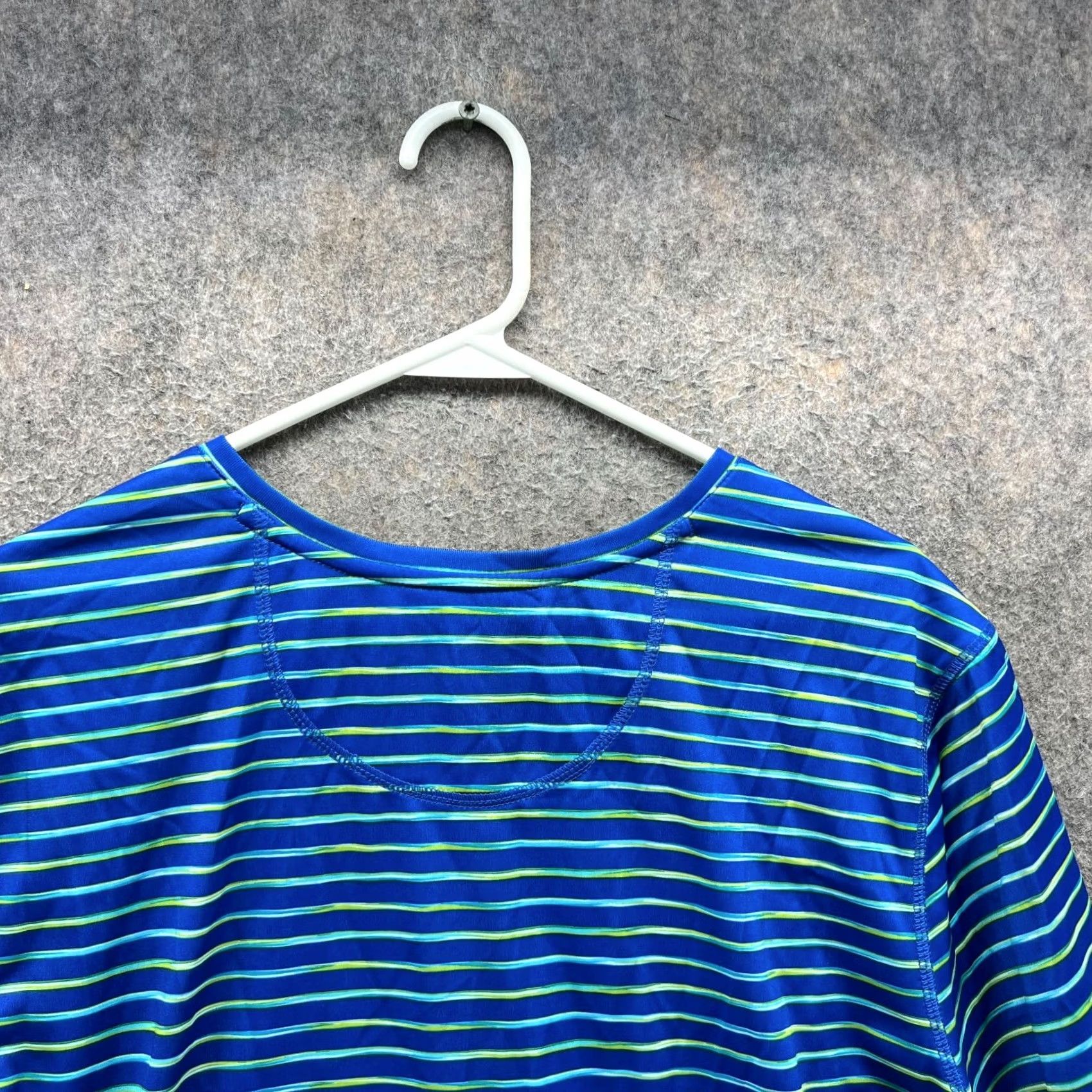 Vintage Reel Legends Shirt Womens 1X Blue Stripes V Neck Casual Tee Cotton Activewear Size XL / US 12-14 / IT 48-50 - 3 Thumbnail