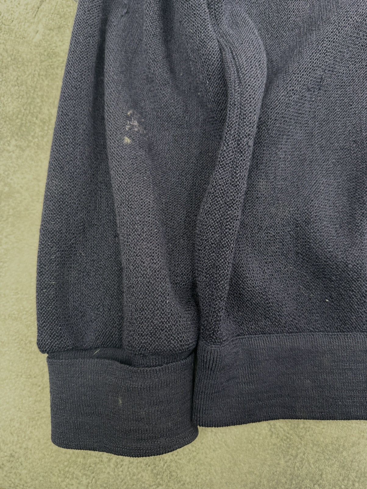 Lacoste Lacoste Men Vintage V-Neck Button Cardigan Navy Blue Casual Size US L / EU 52-54 / 3 - 5 Thumbnail
