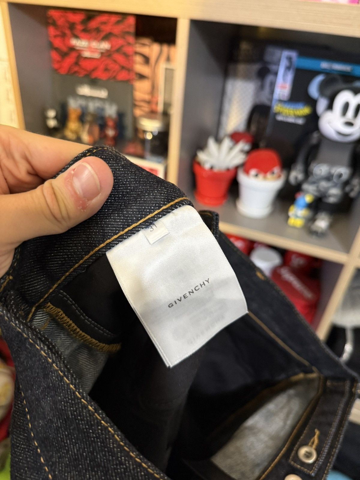 Givenchy Givenchy Classic 5-Pocket Raw Denim Jeans Size US 31 - 5 Thumbnail