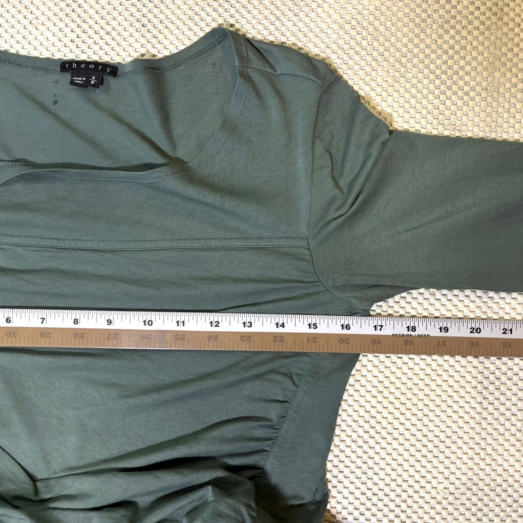 Theory Theory Green Ruched Long Sleeve Basic Top Womens Small Blouse Solid Slim Cotton Blend with Slit Size S / US 4 / IT 40 - 7 Thumbnail