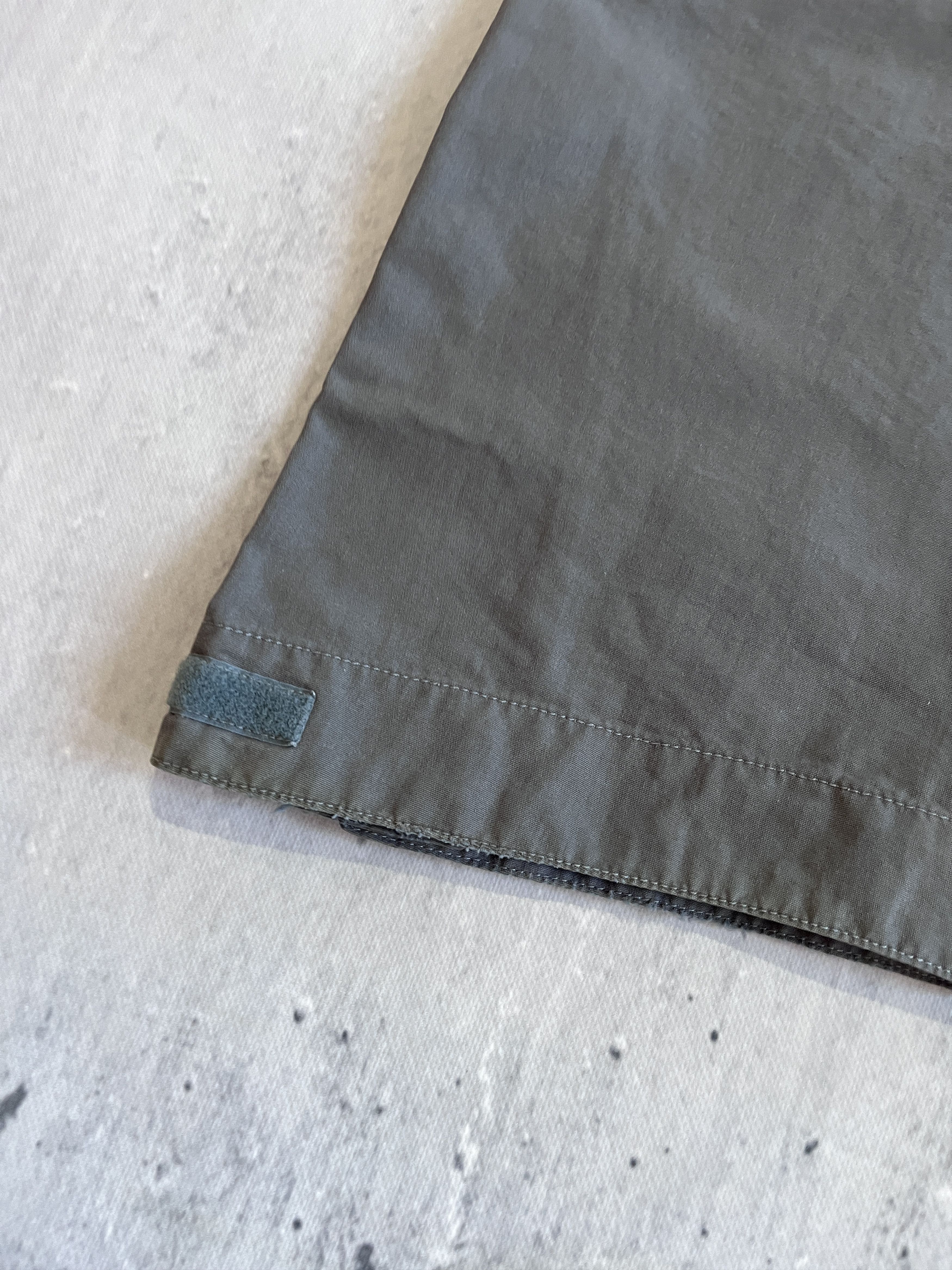 Levi's LEVIS ENGINEERED JEANS 2004 TWISTED LEG VINTAGE BAGGY PANTS Size US 32 / EU 48 - 6 Thumbnail